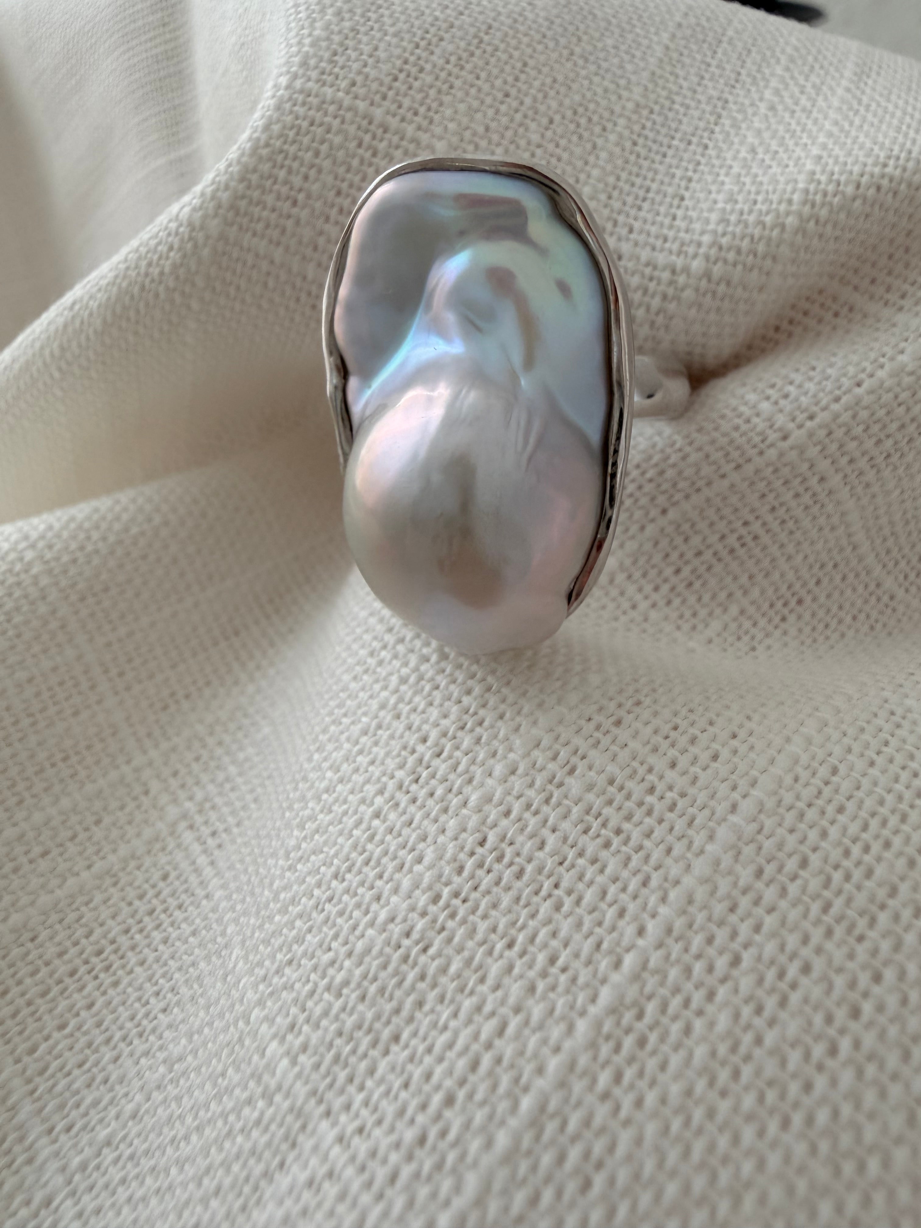 The Aurelia Ring - Freshwater Baroque Pearl