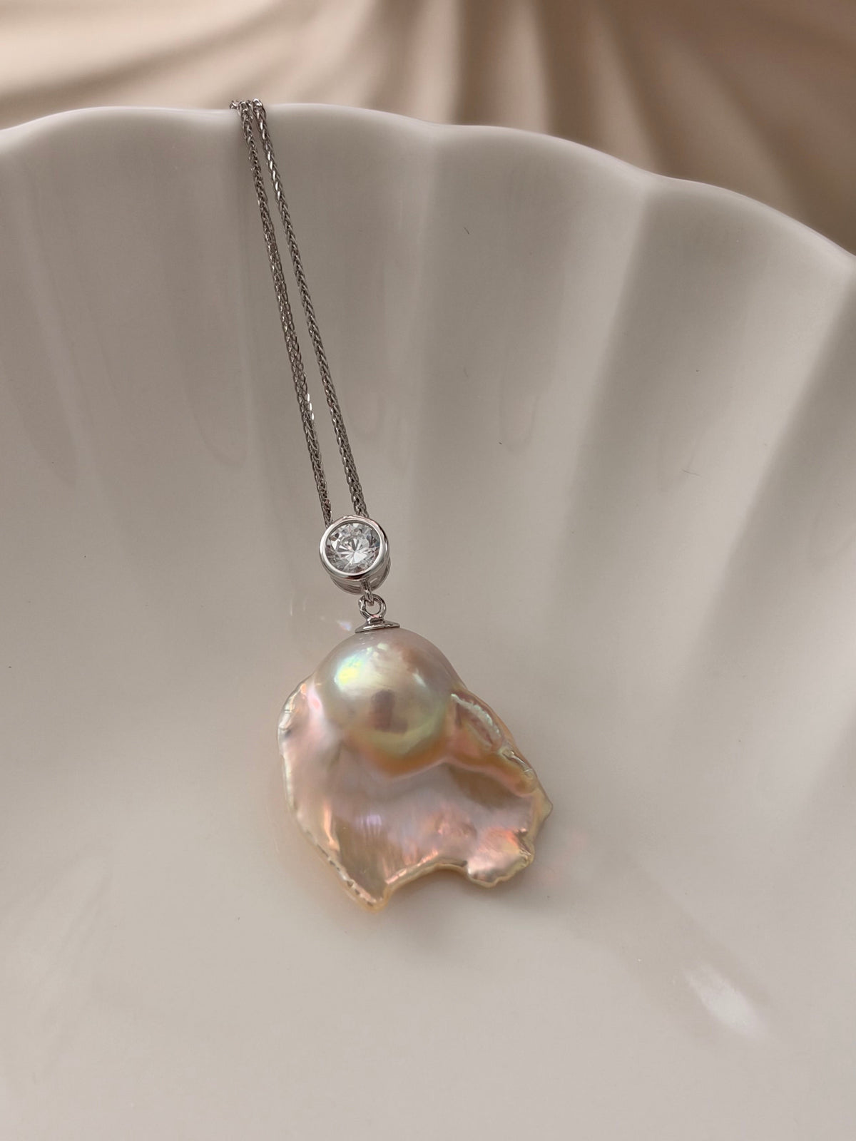 Kelyn Necklace