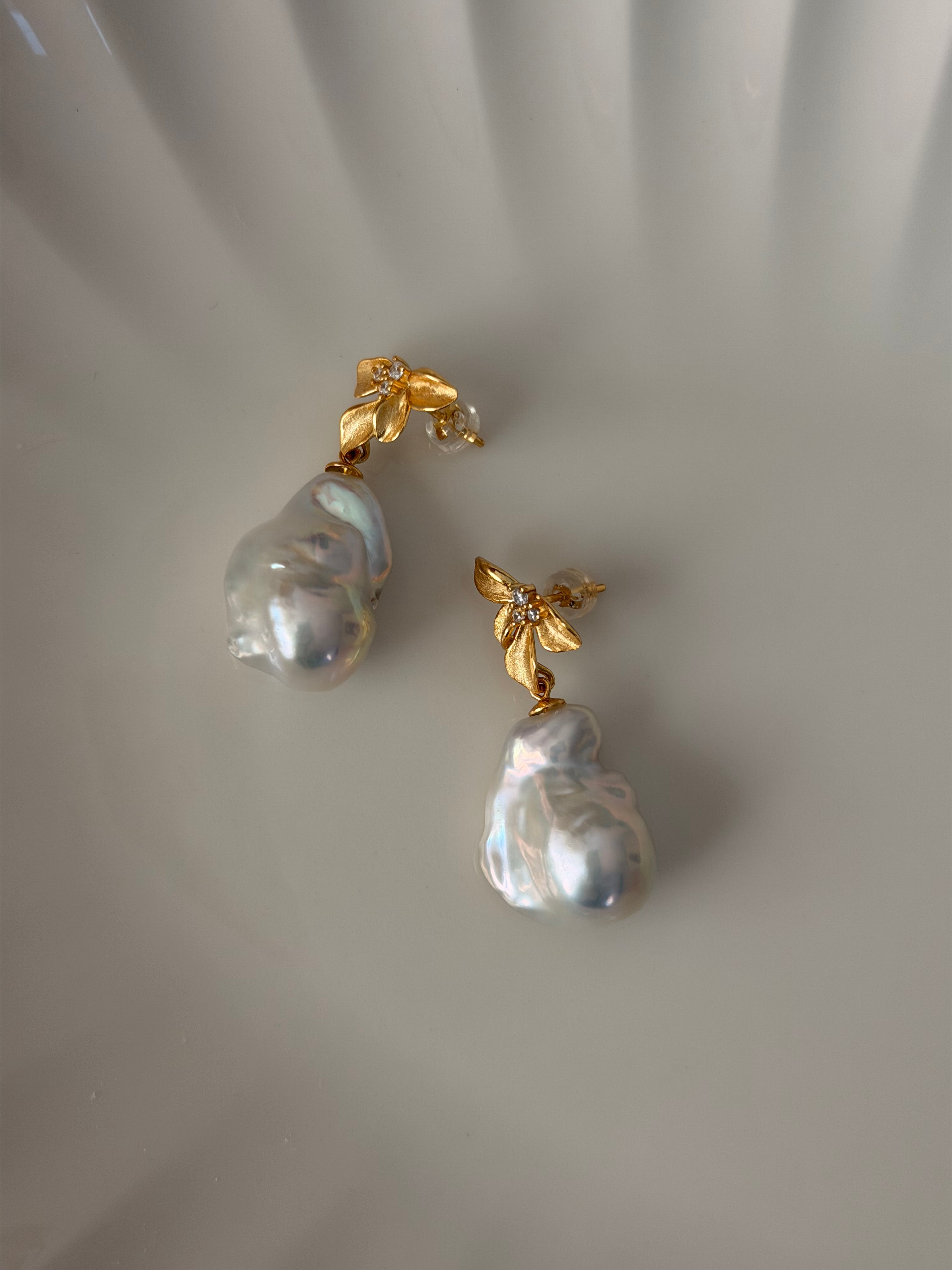 Sylva Earrings