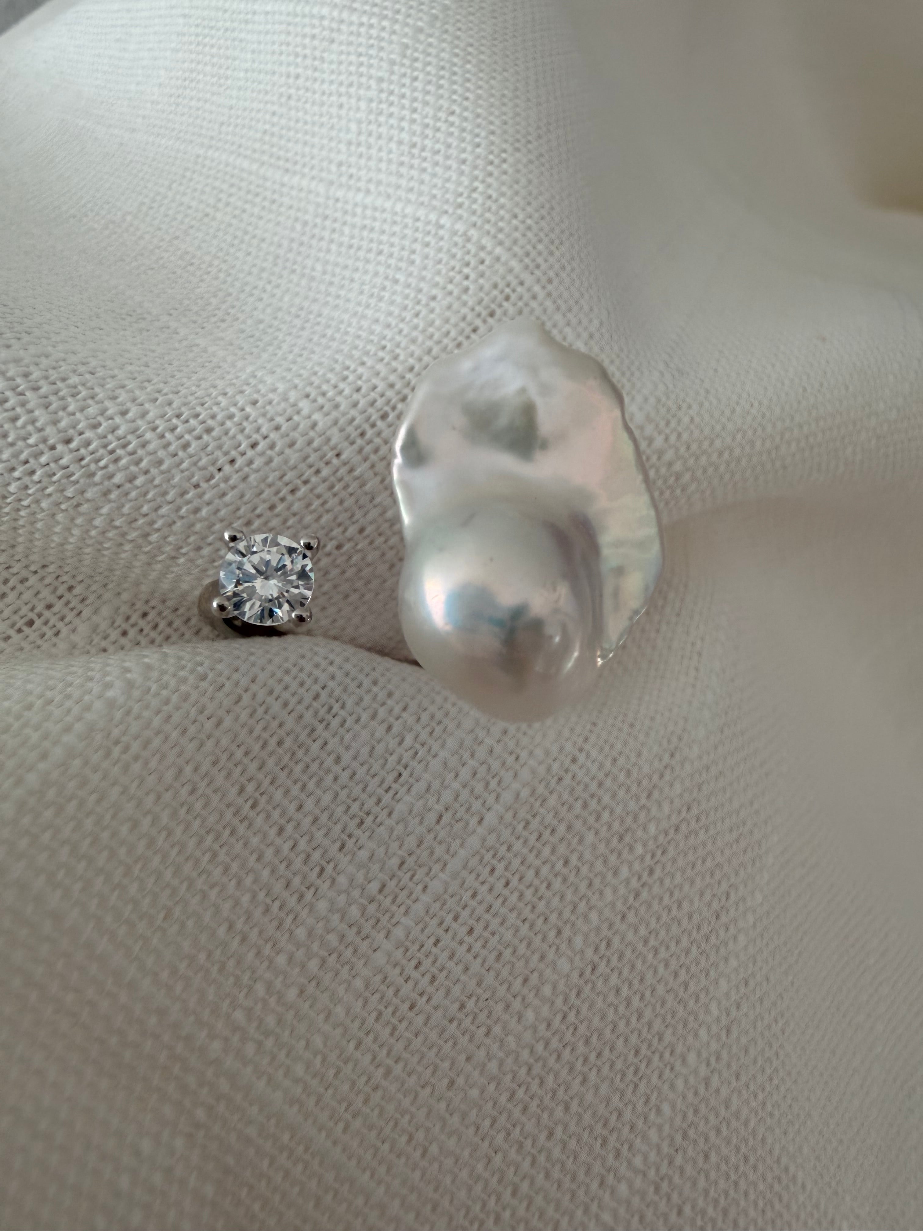 Silk Wave Petite Baroque Ring