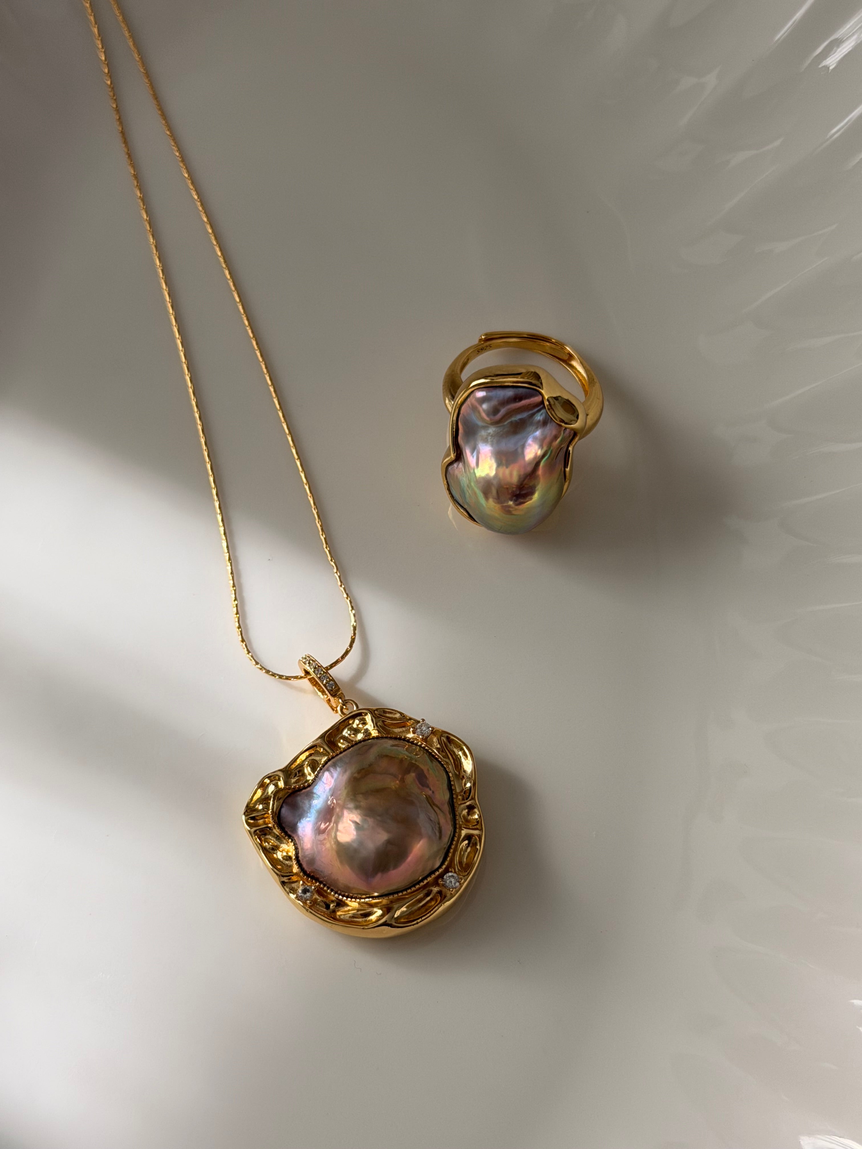Vale Necklace