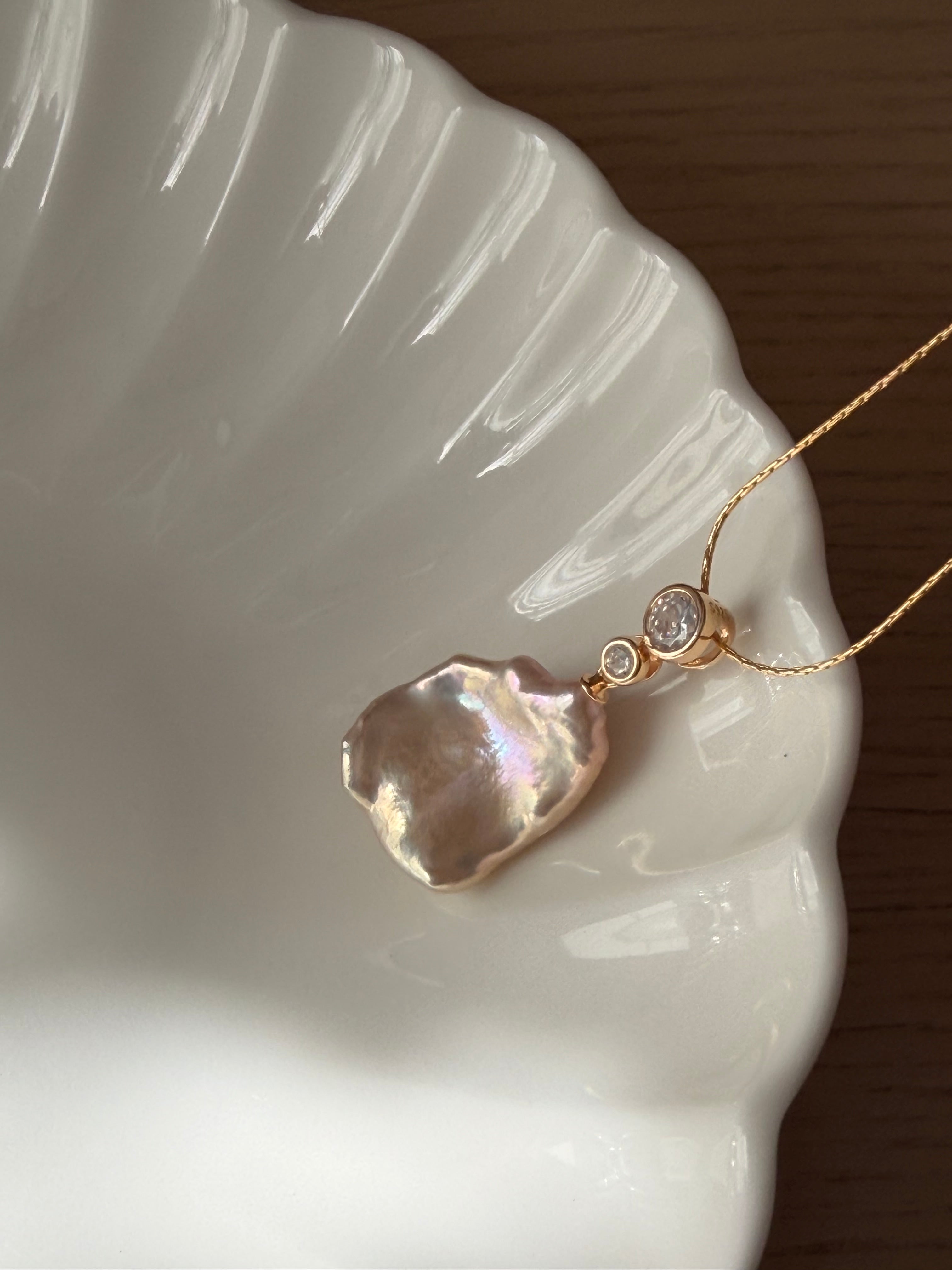 Aurora Petal Glow Necklace