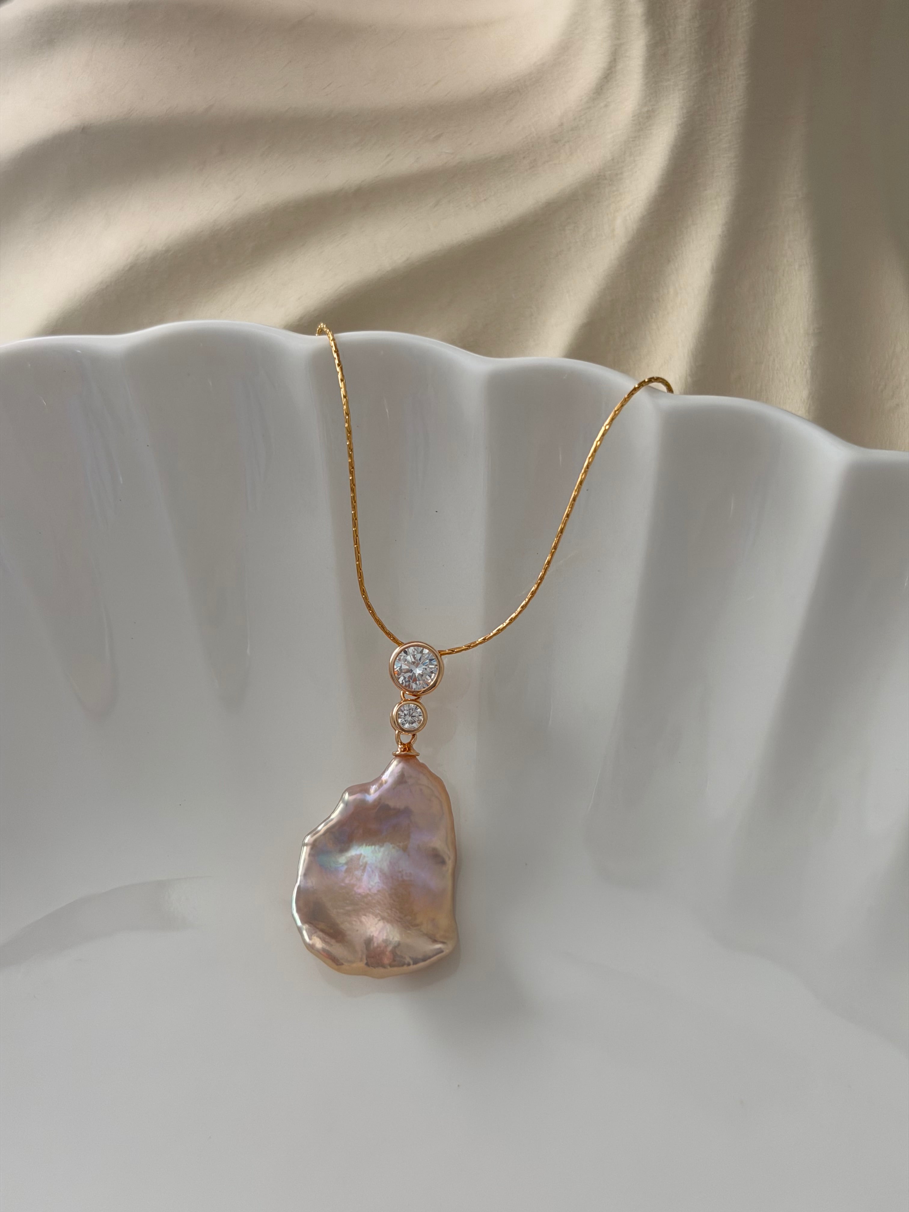 Aurora Petal Glow Necklace