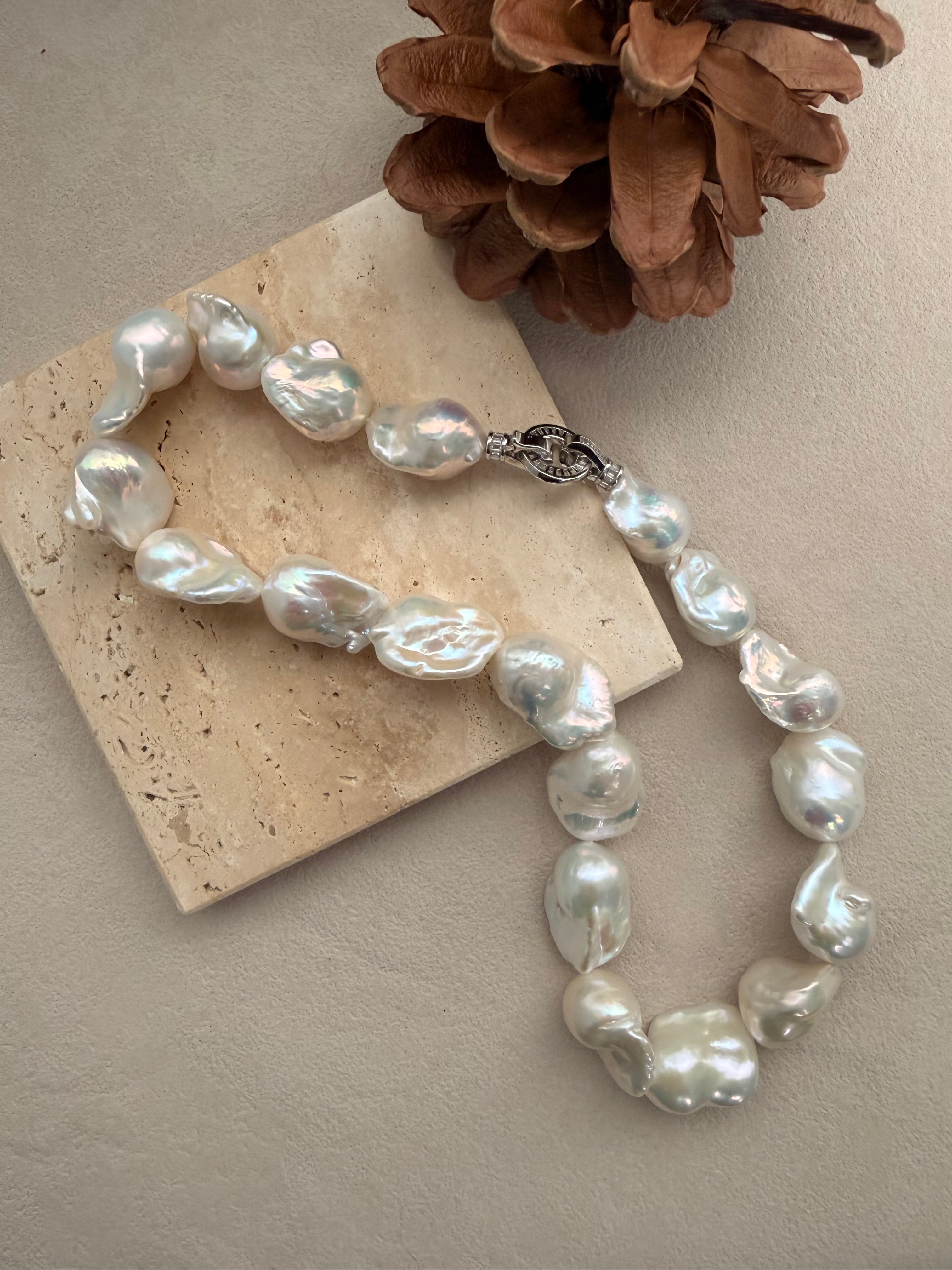 Aurora Signature · Baroque de Lumière