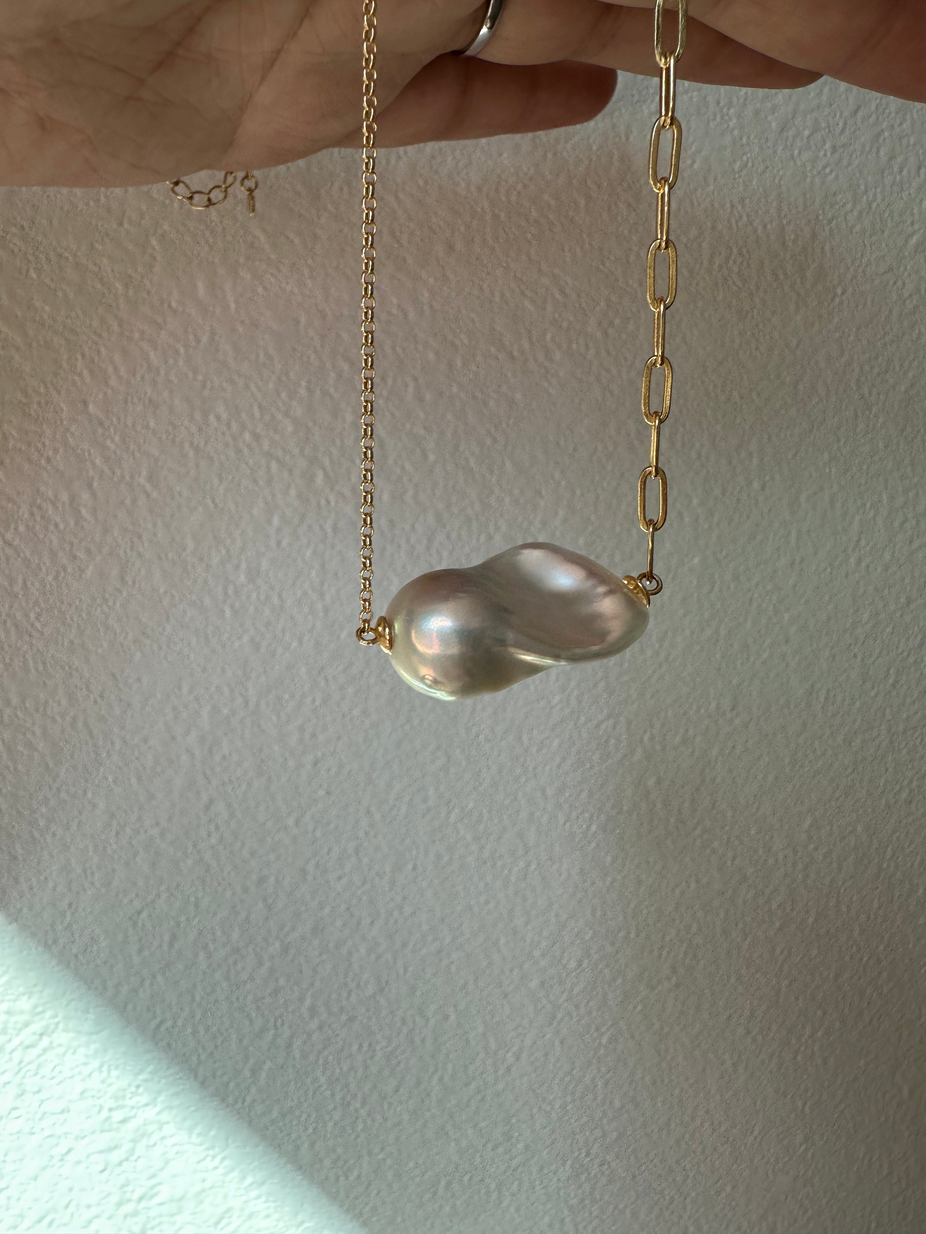 🌙 Aurora’s Promise Necklace