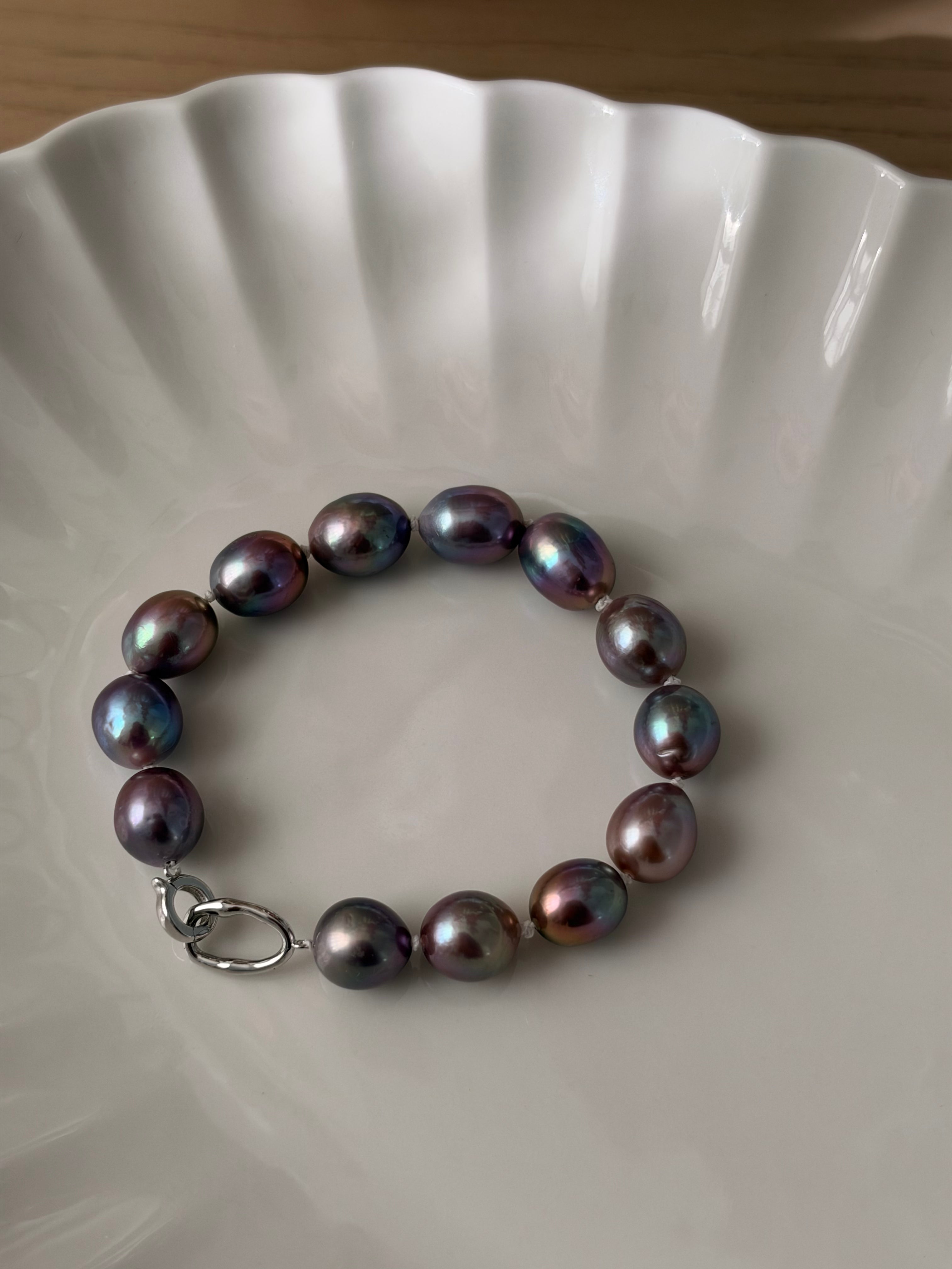Forma Bracelet