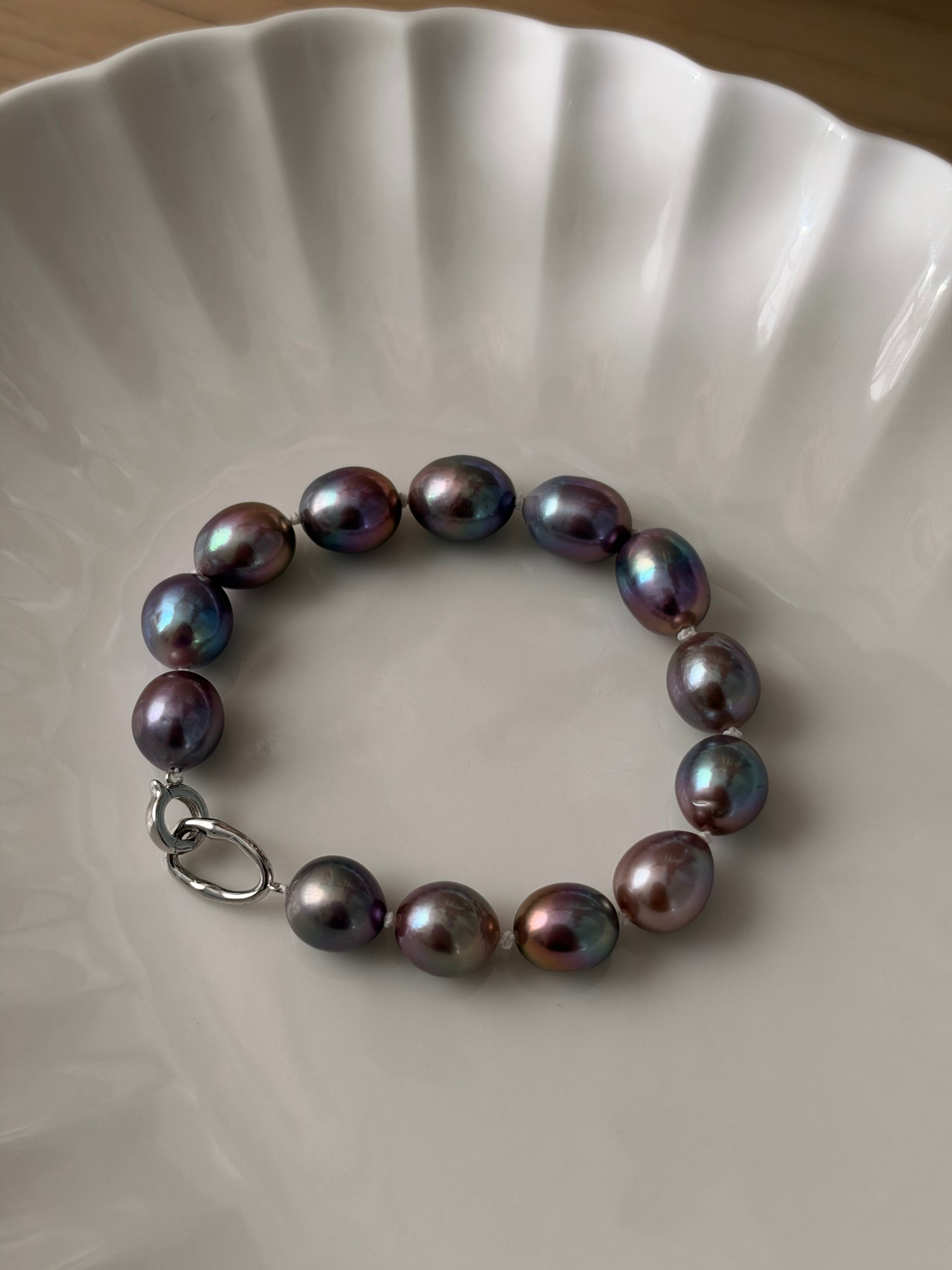 Forma Bracelet