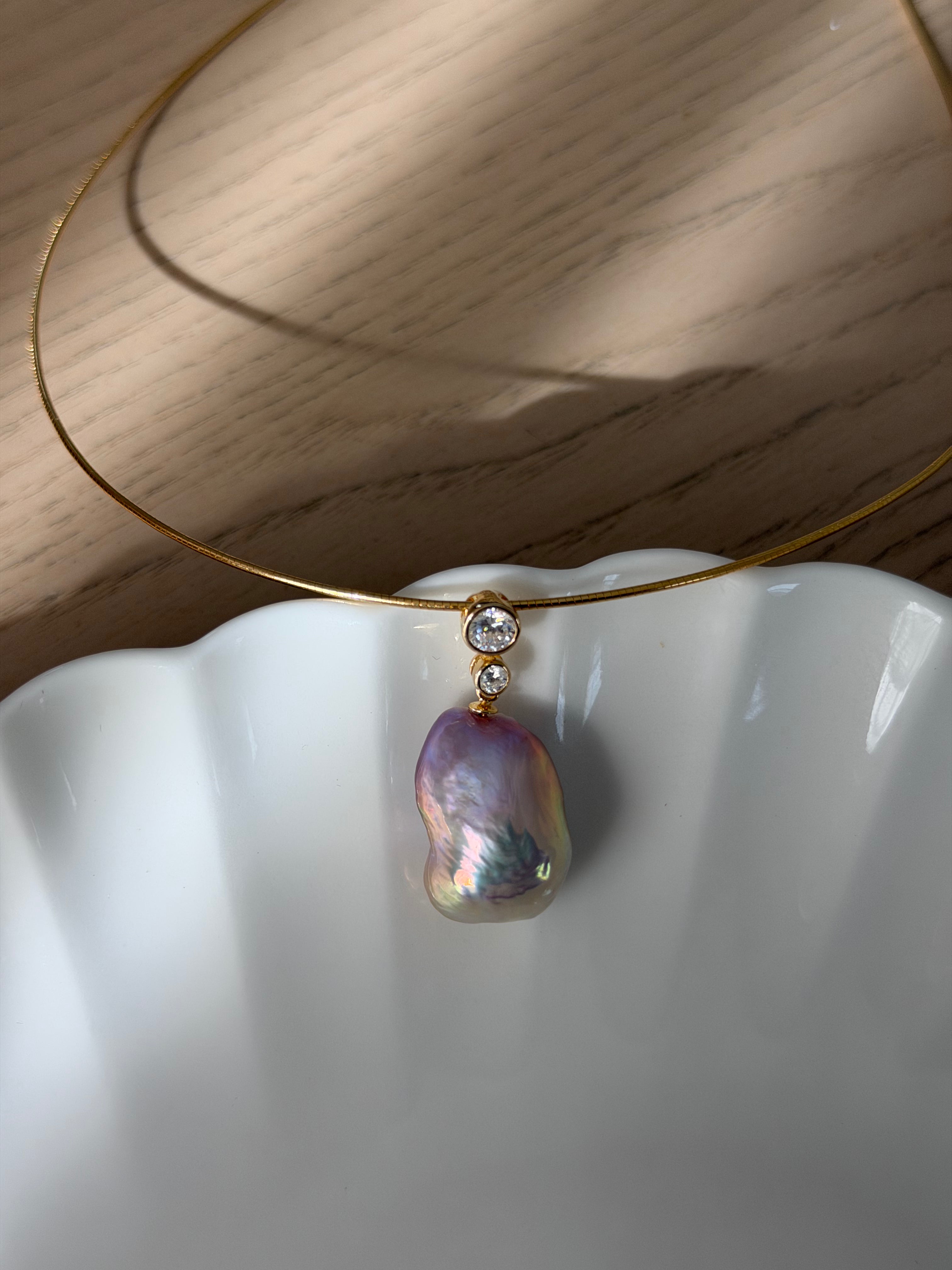 Contour Necklace