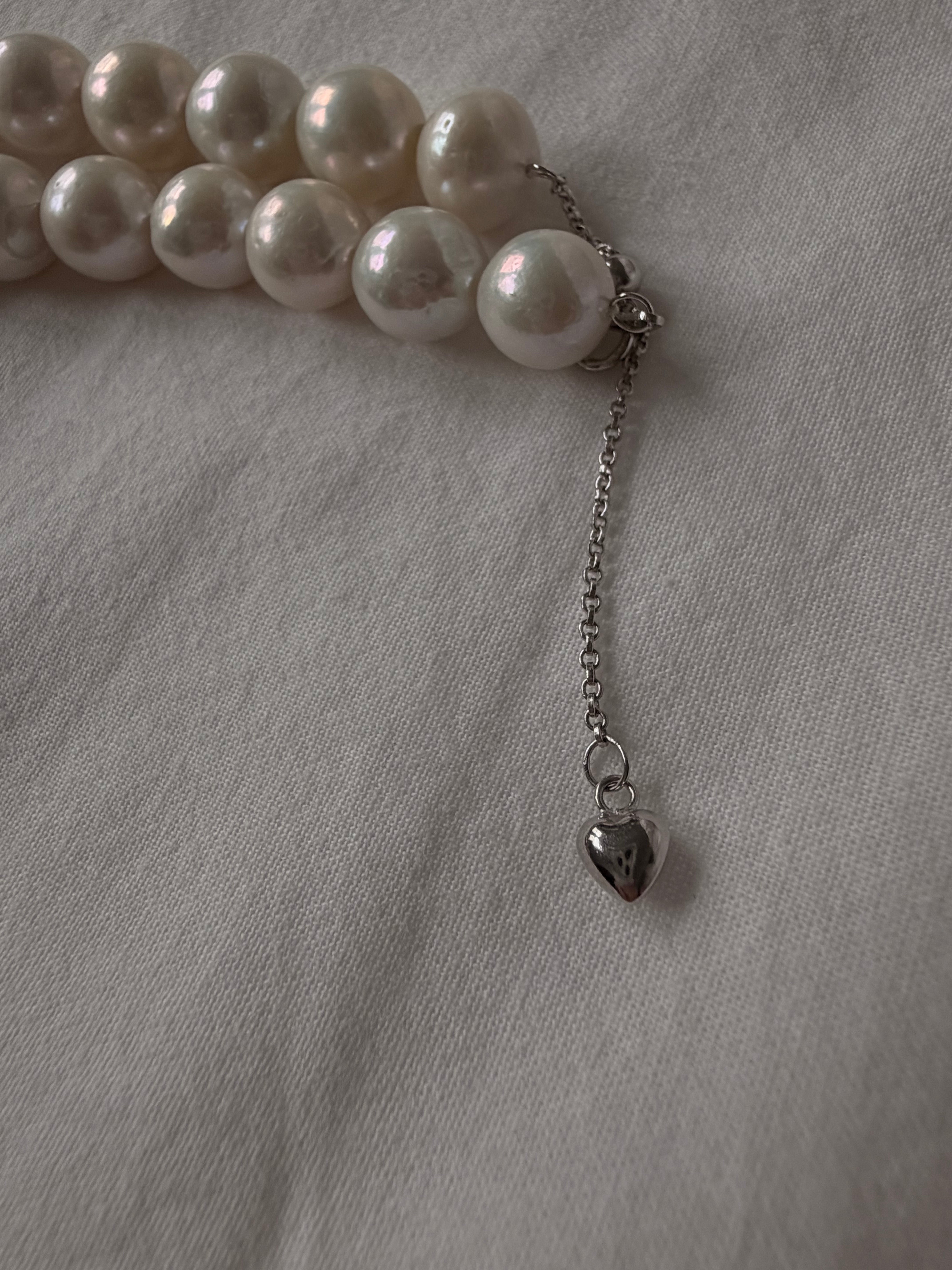 Baroque Glow Necklace