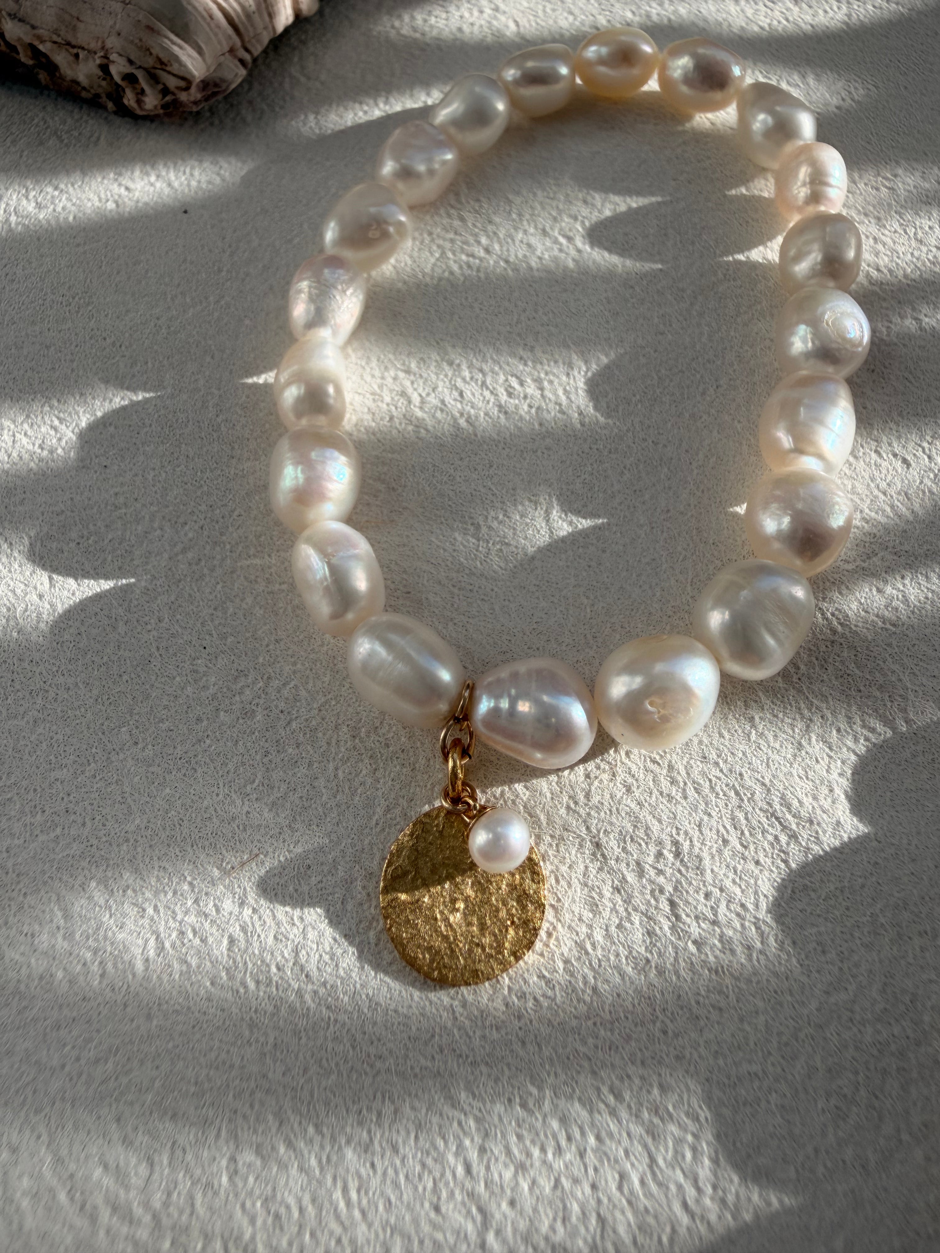 Aurora Tide Pearl Bracelet