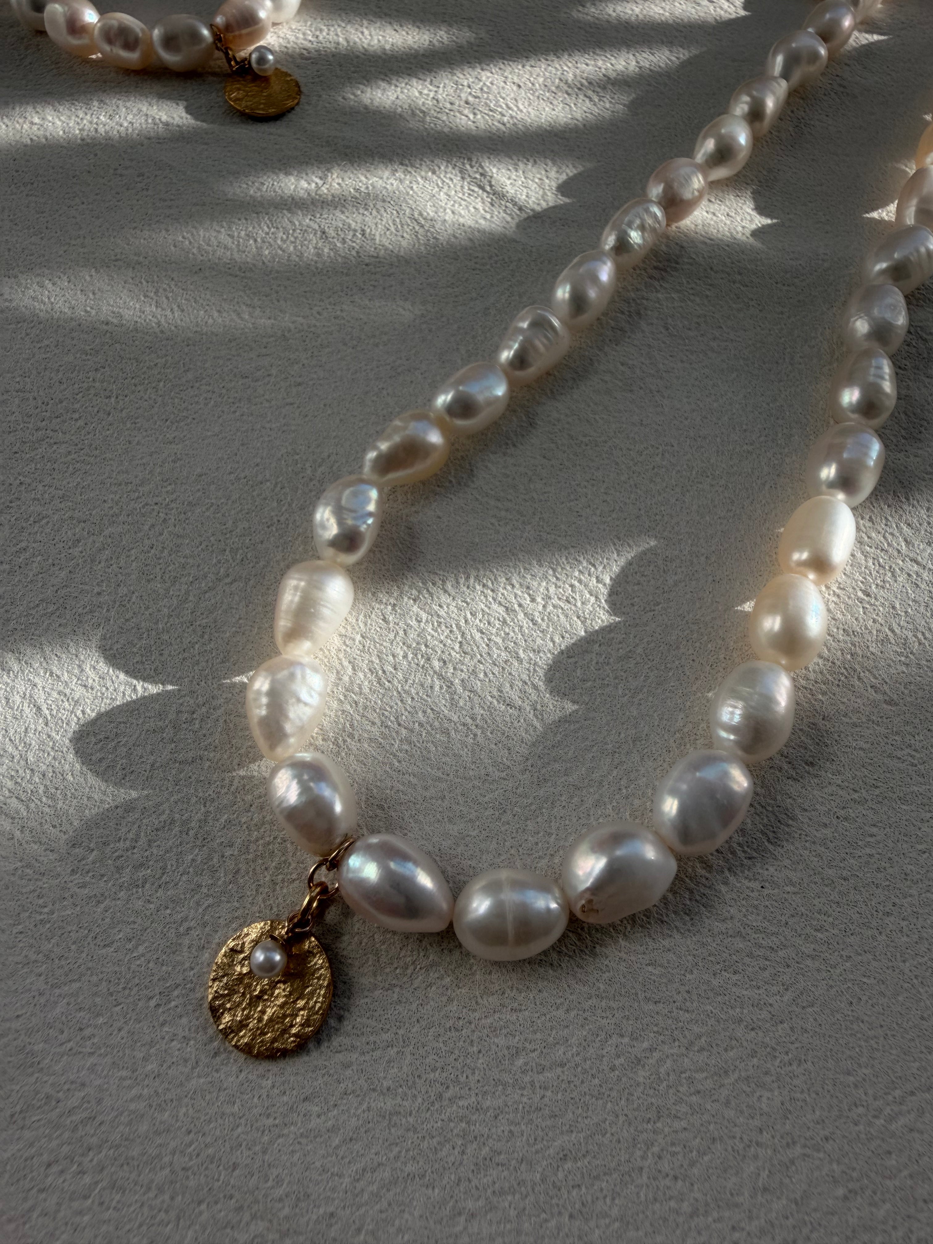 Aurora Tide Pearl Necklace