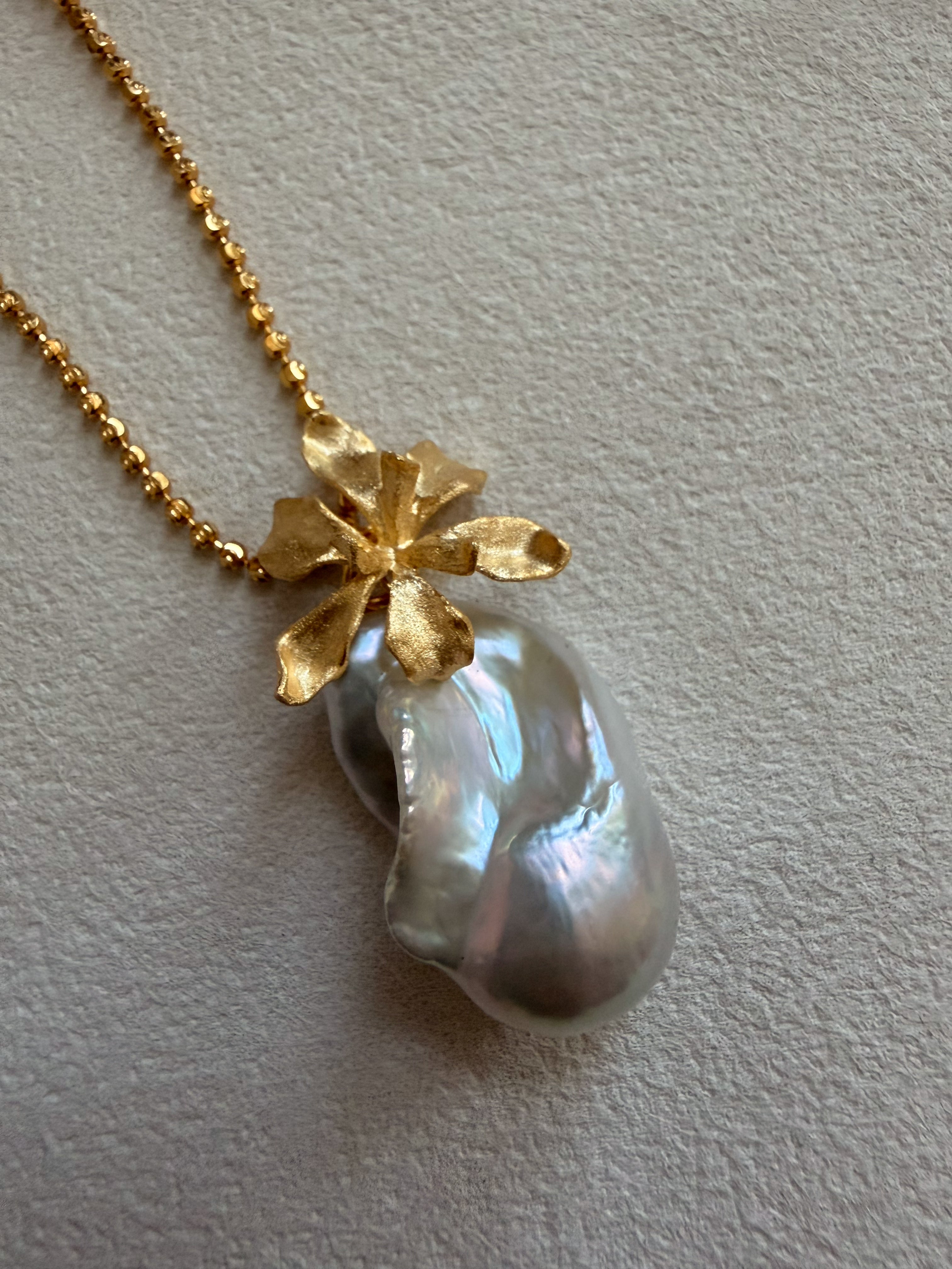 “Light Bloom” Baroque Pearl Necklace