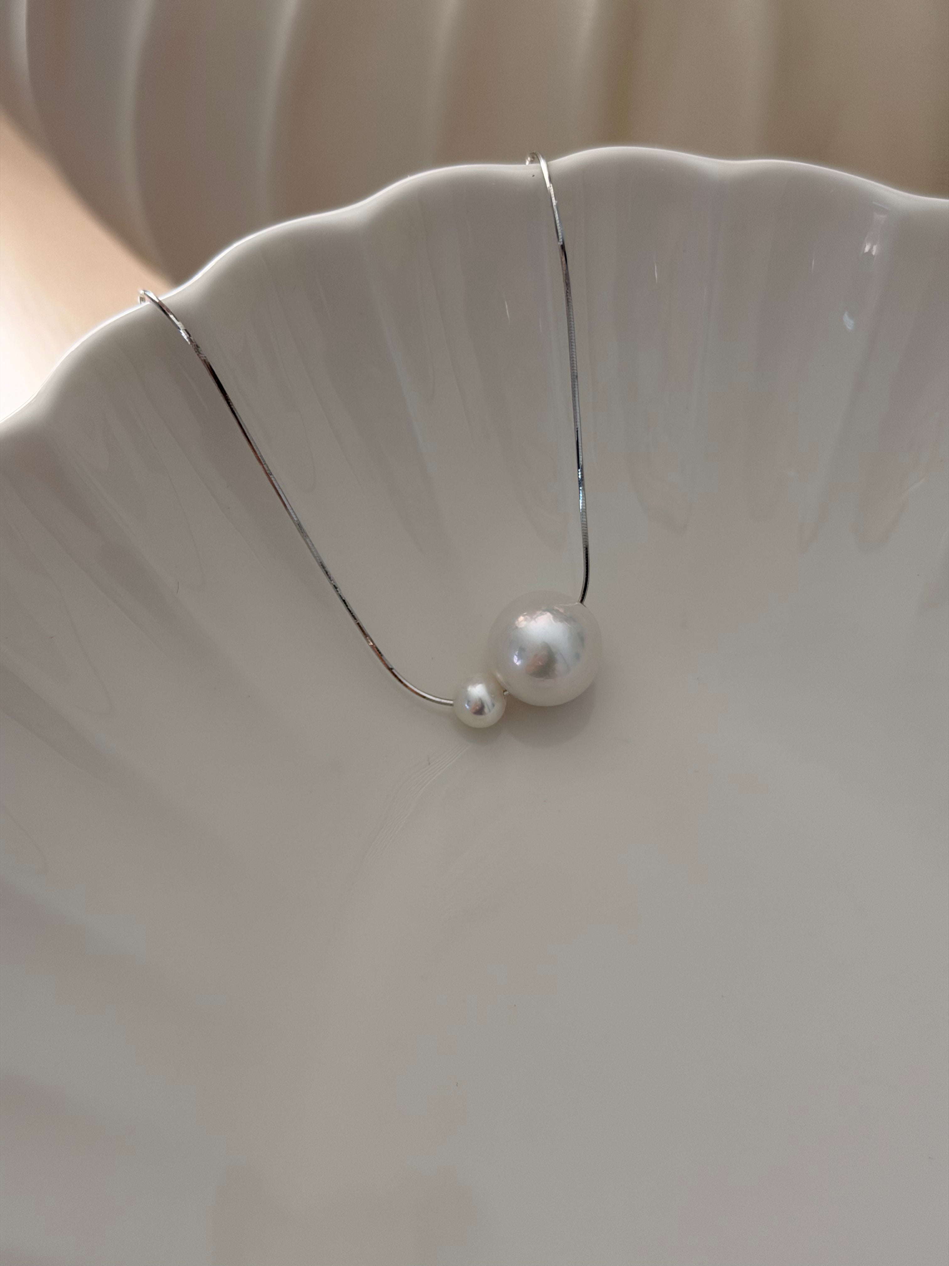 Aurora Écho Necklace