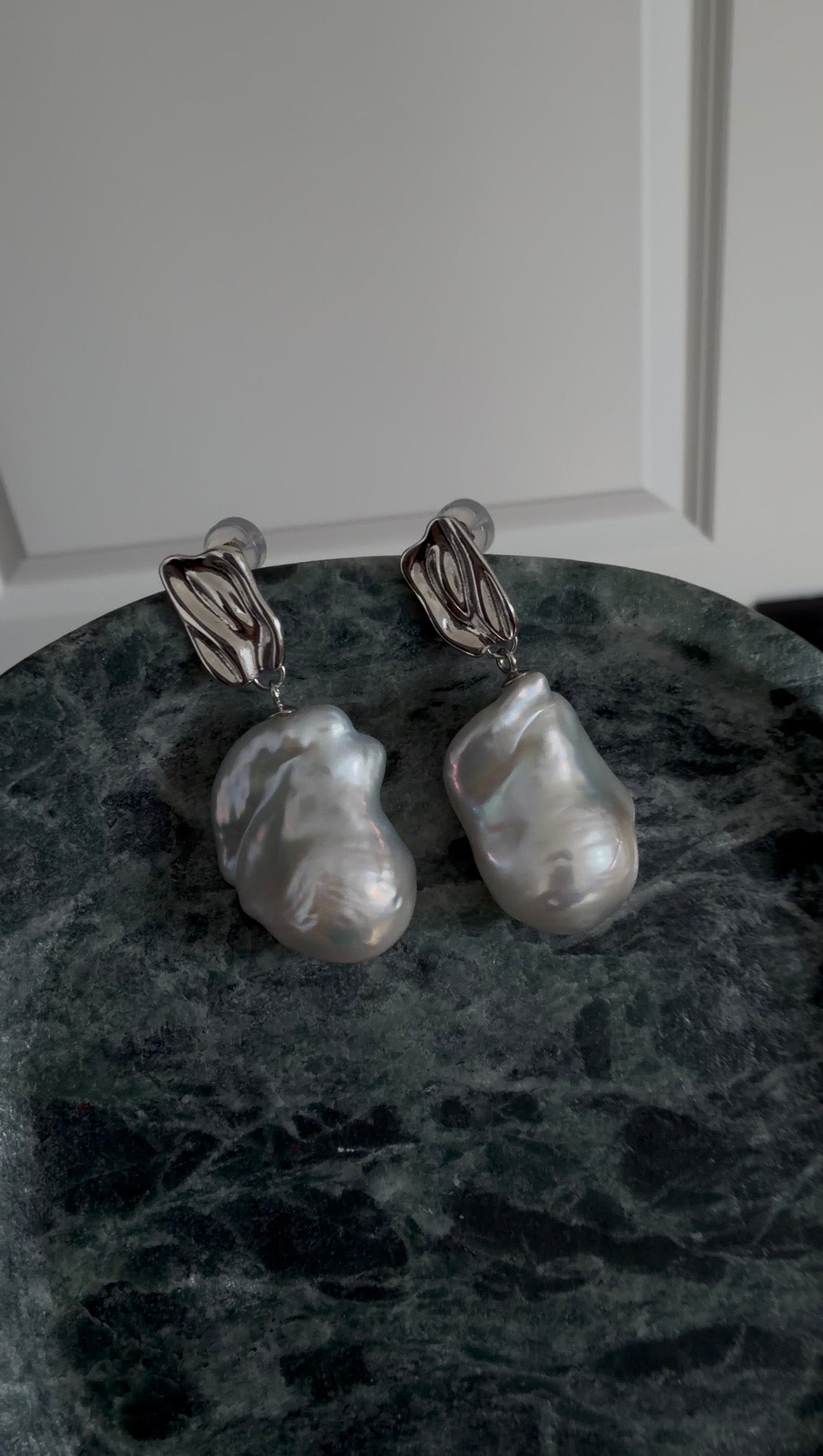 Aurora Signature Baroque Set – Classic Glow 🤍