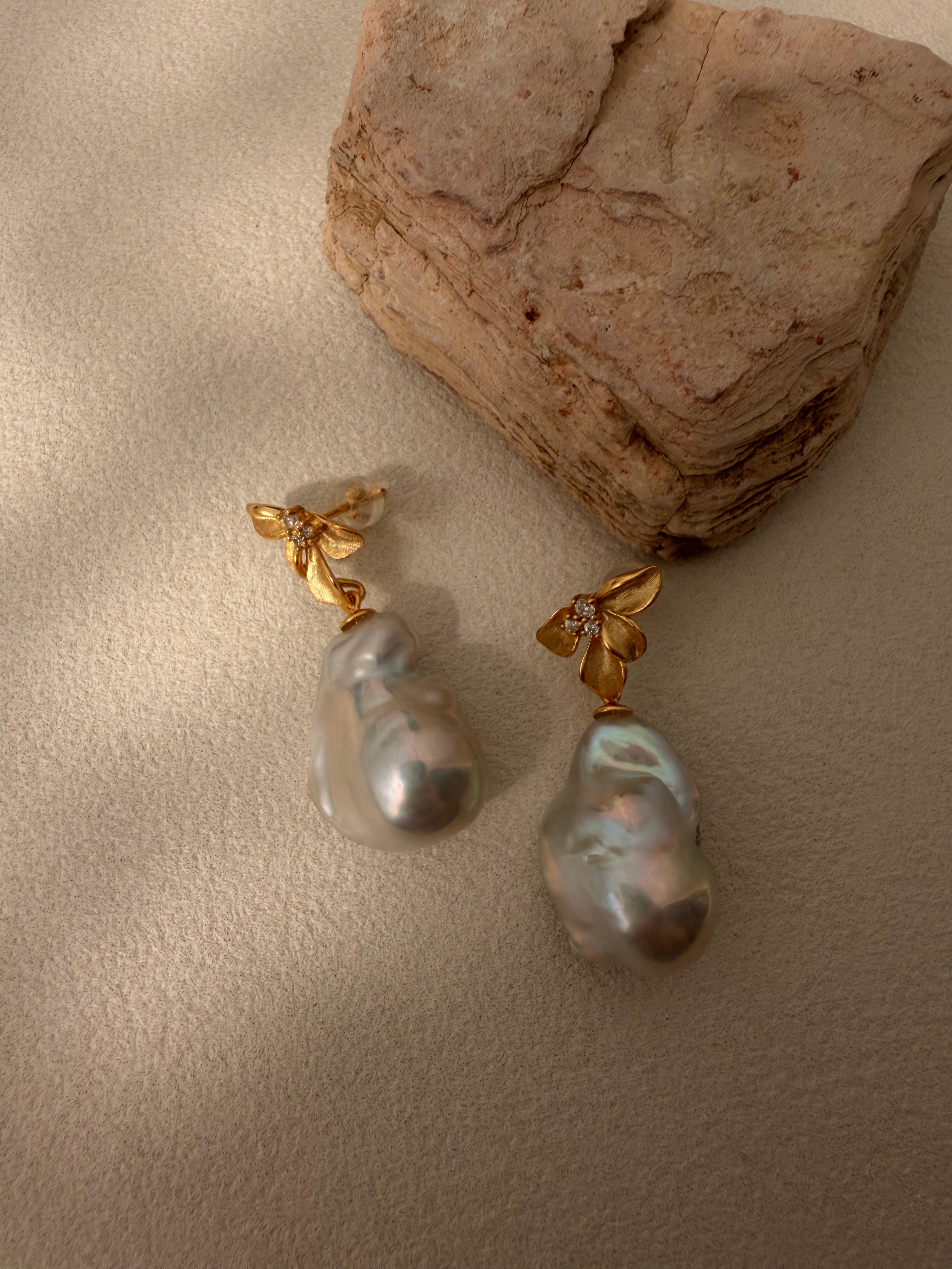 Aurora Stillbloom Baroque Earrings