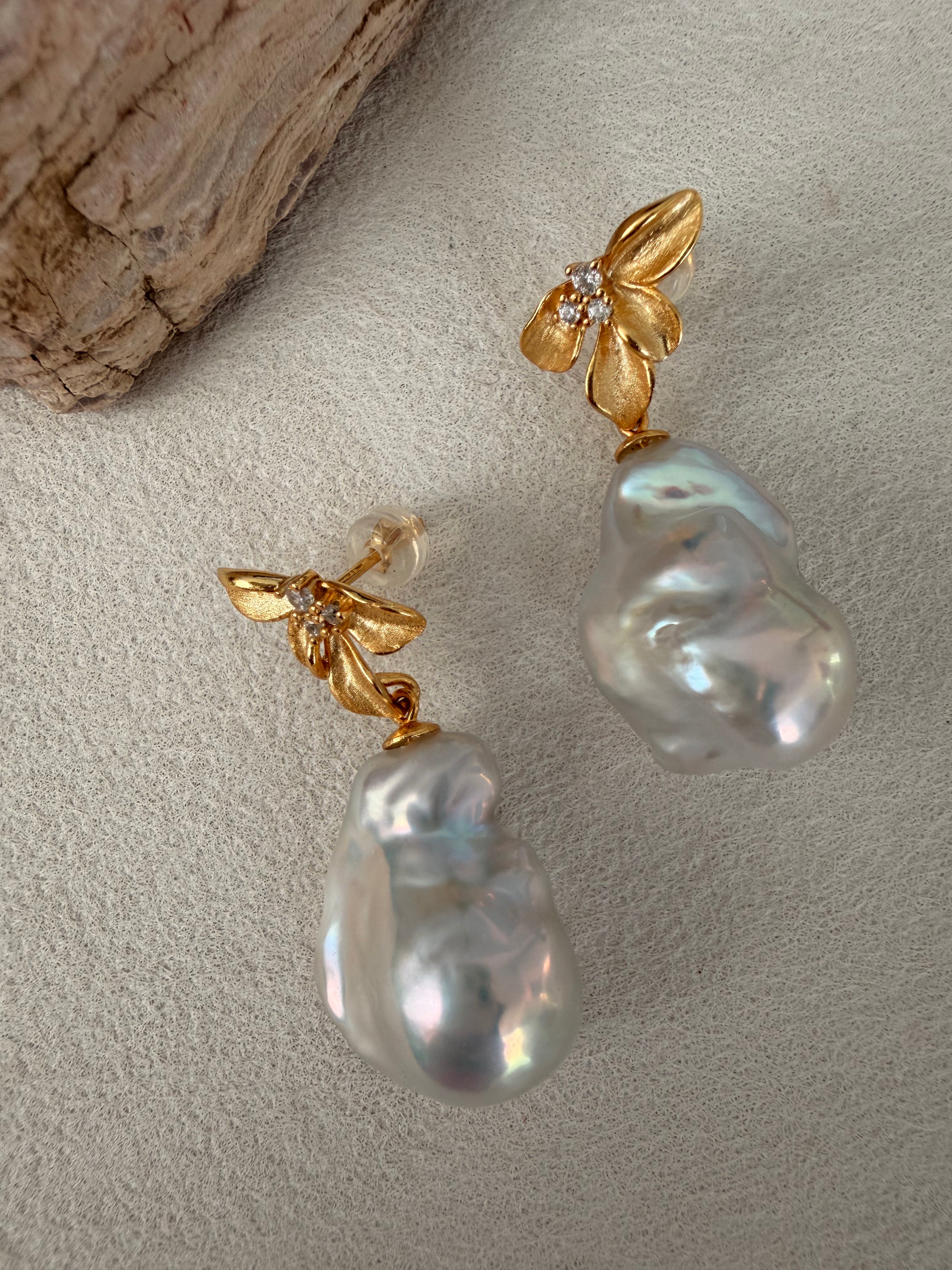 Aurora Stillbloom Baroque Earrings