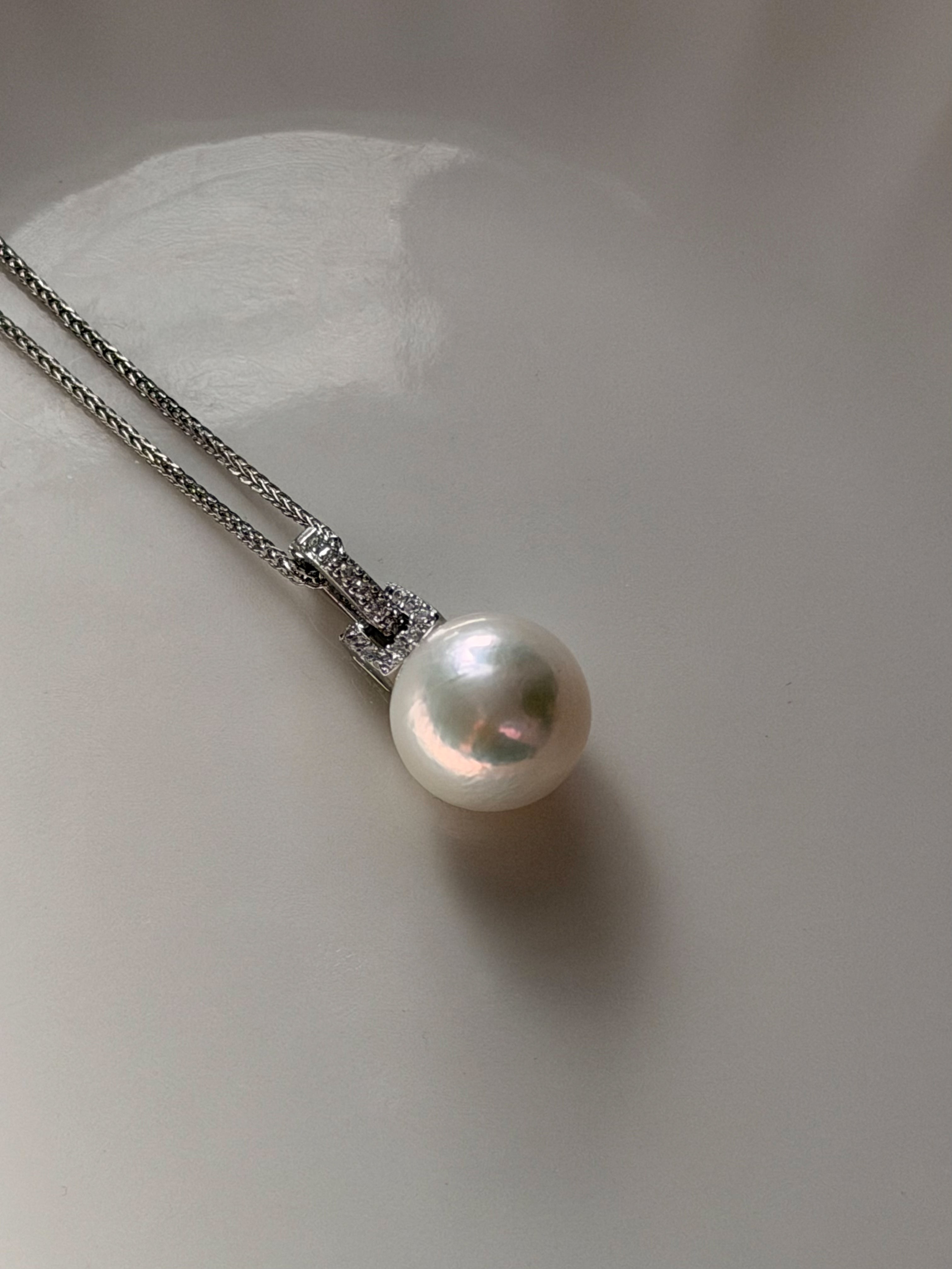 Lumen Clasp Necklace