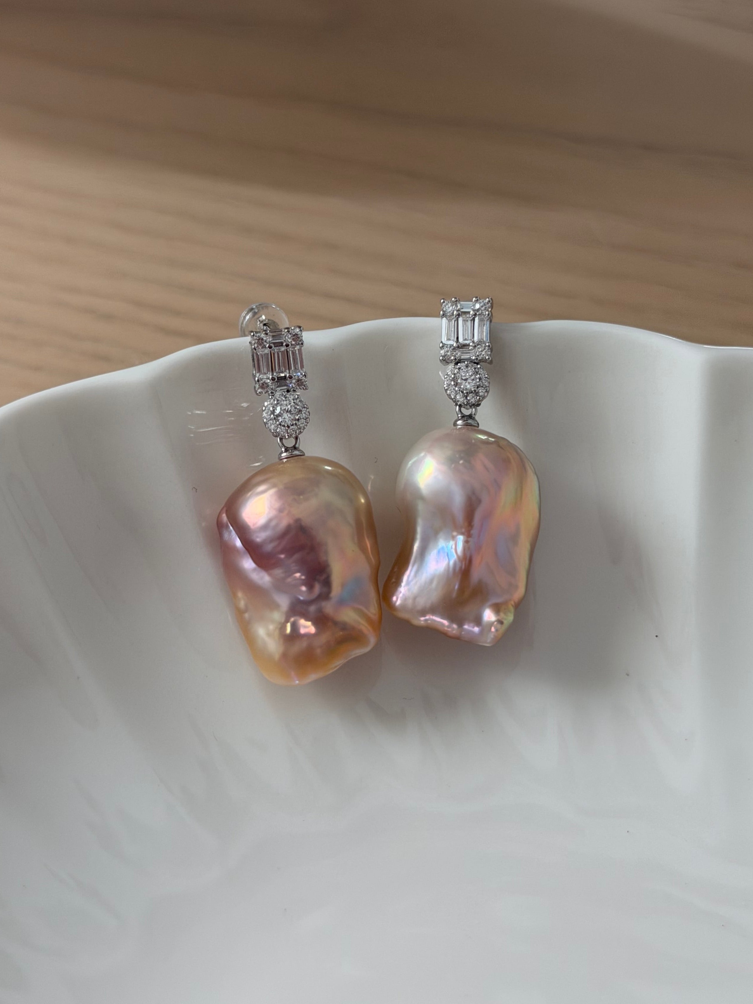 Solenne Earrings