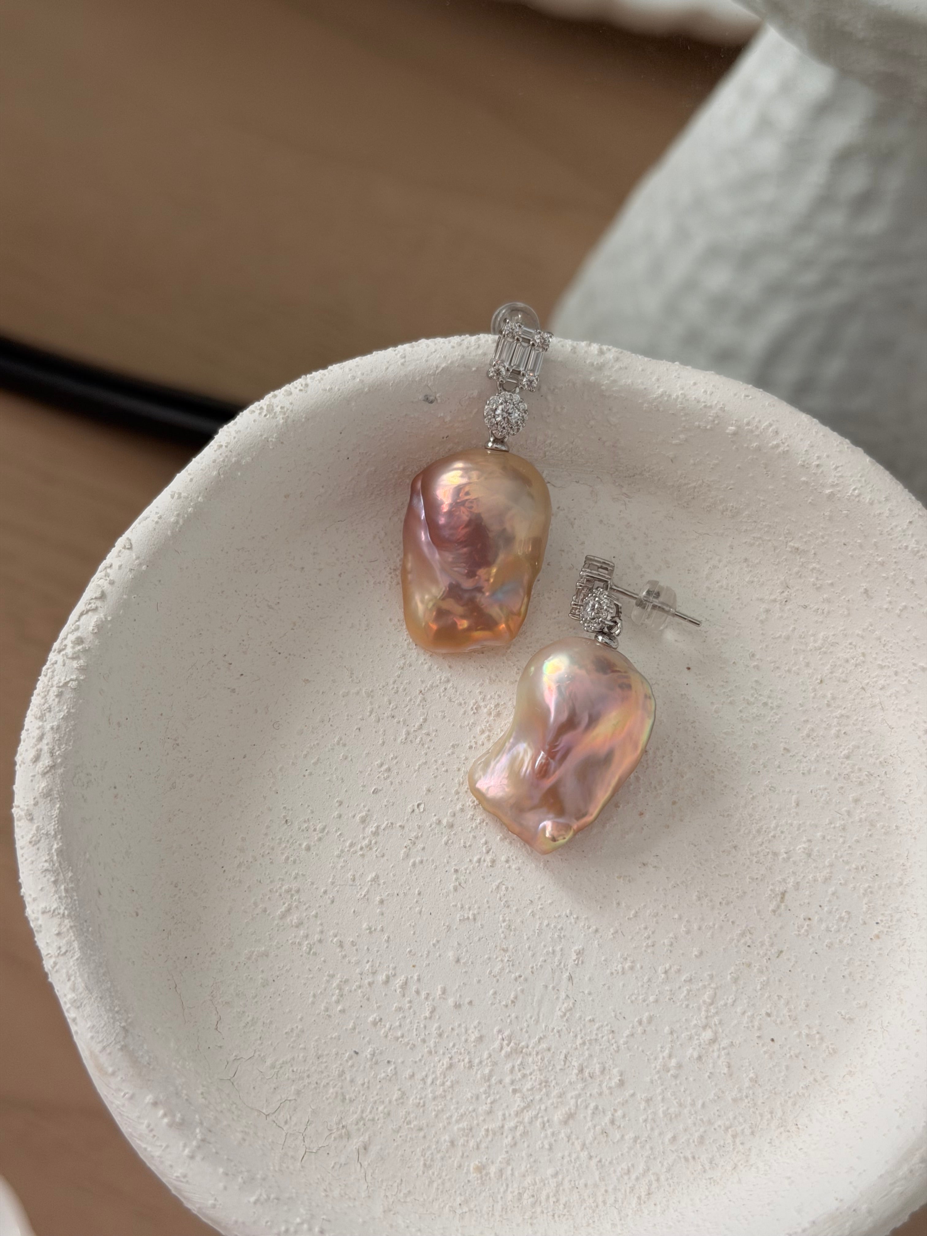 Solenne Earrings