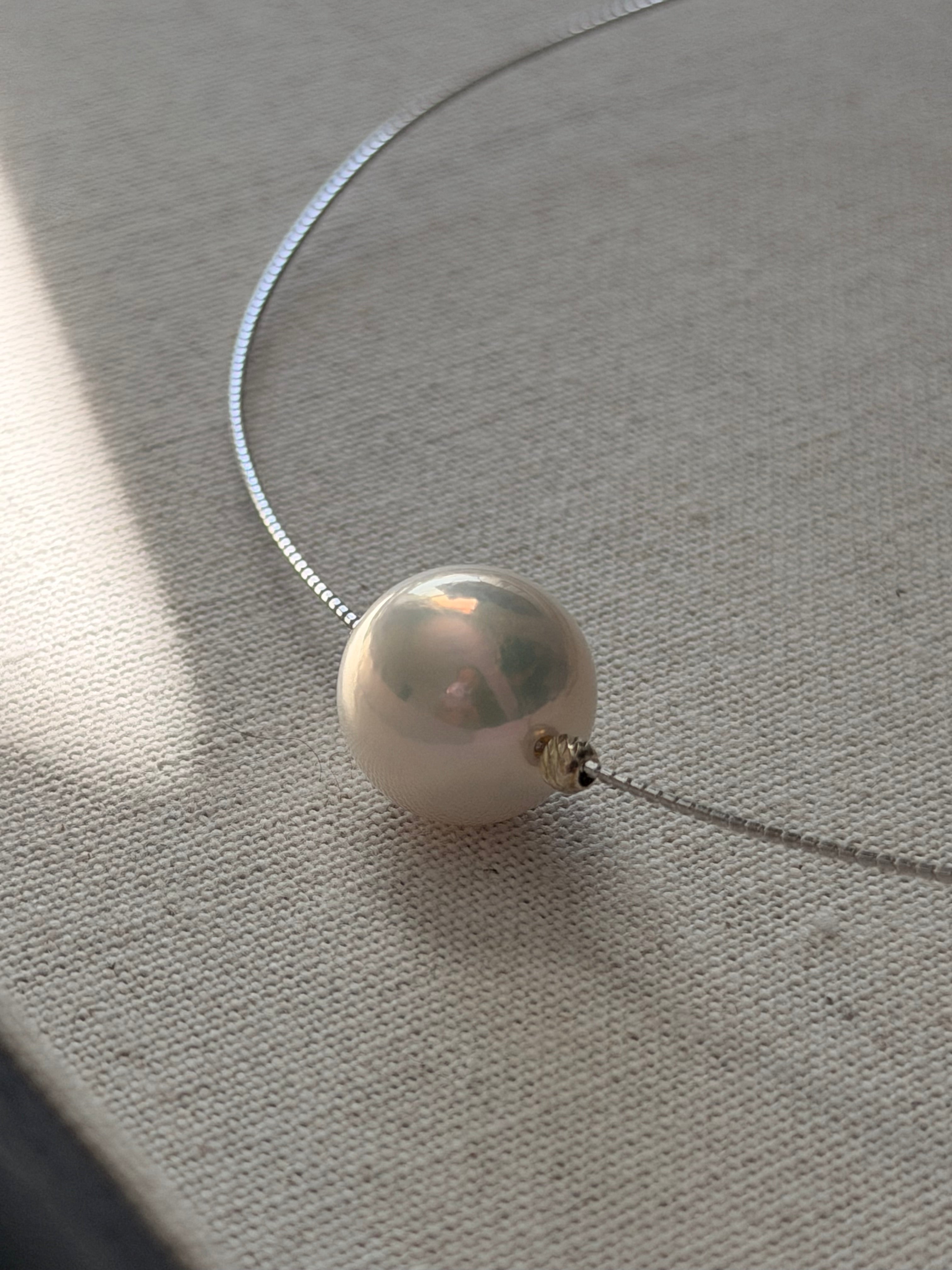 Aurora Sole Collar Necklace