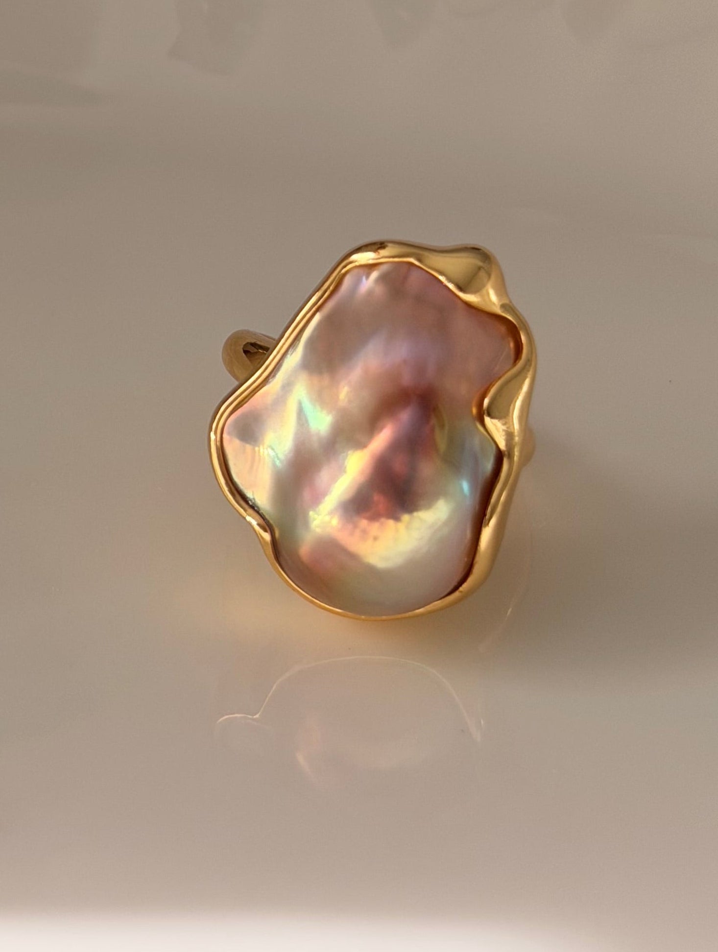 Aurora Lucent Ring