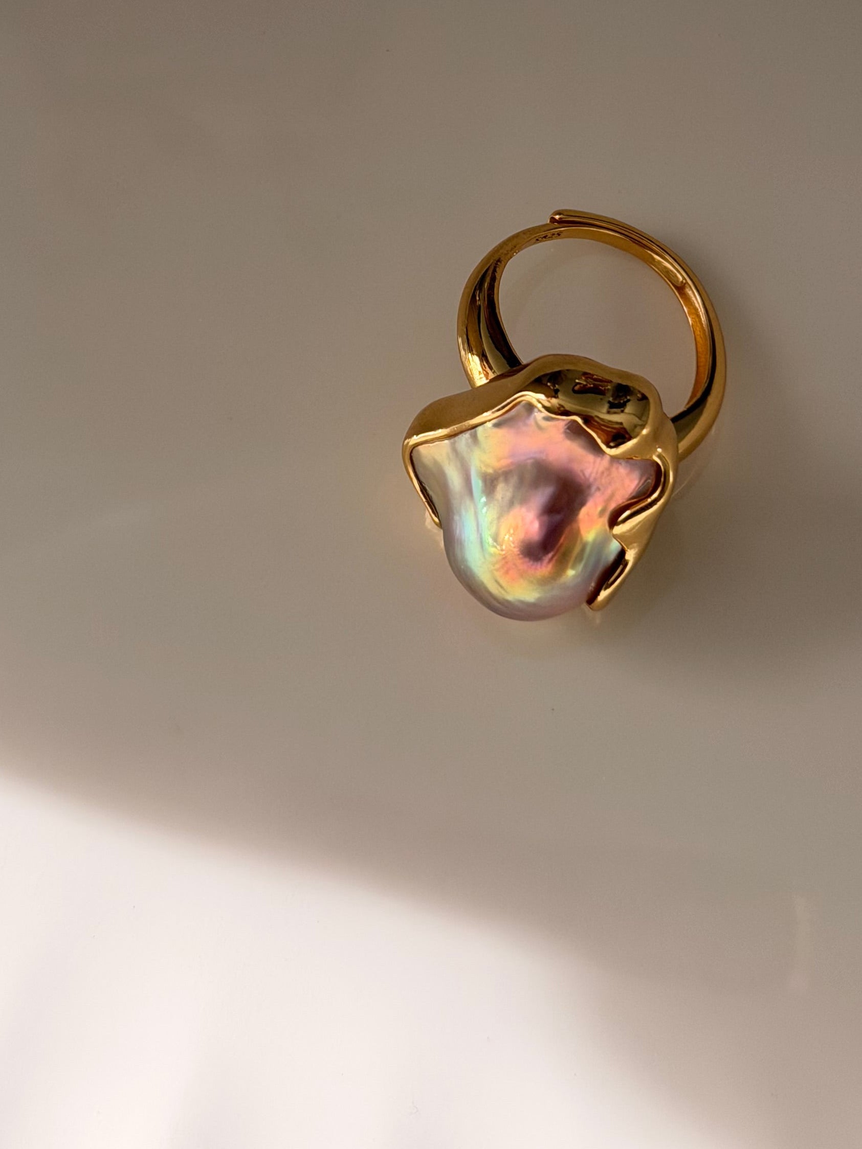 Aurora Lucent Ring