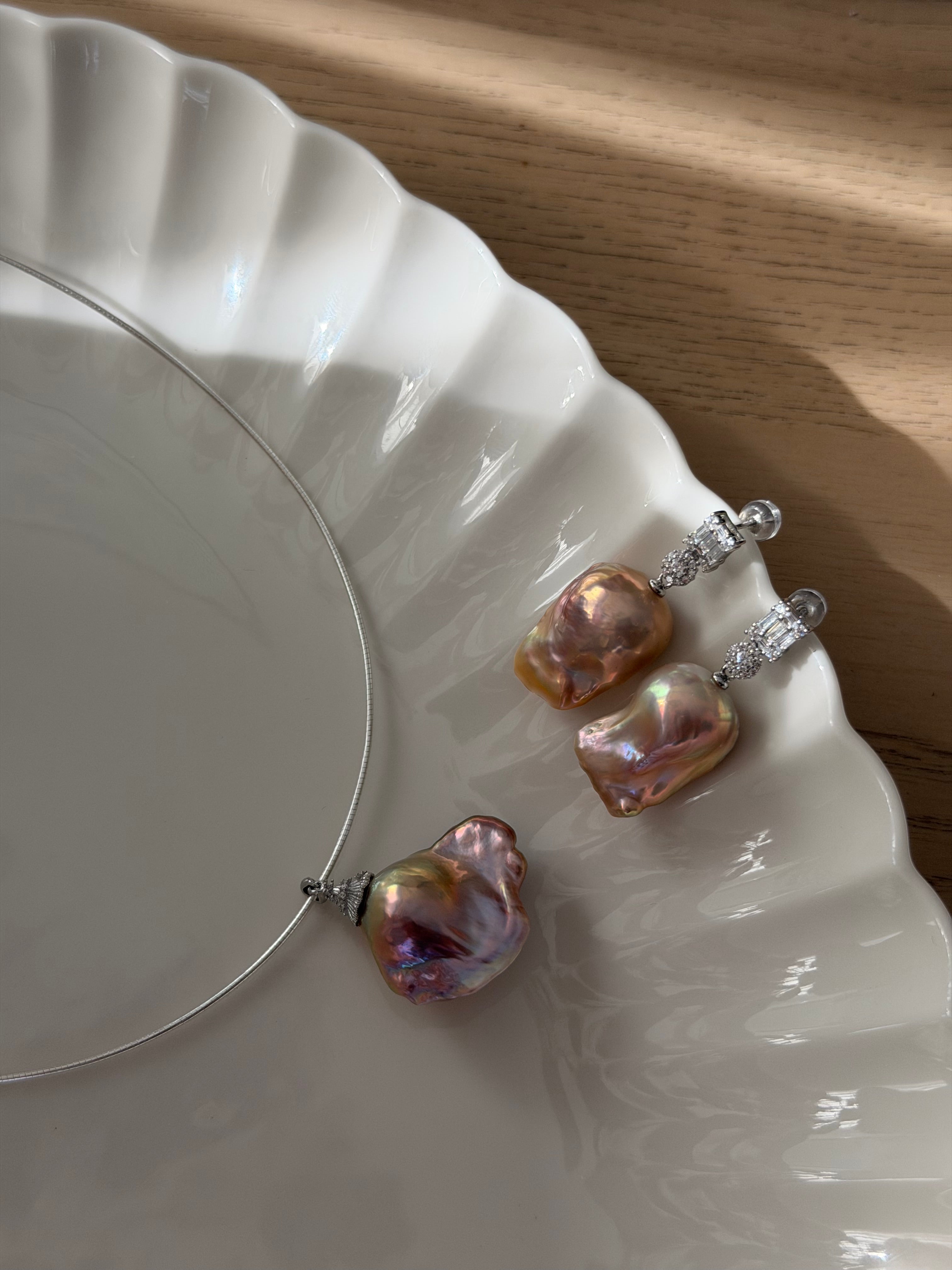 Solenne Earrings