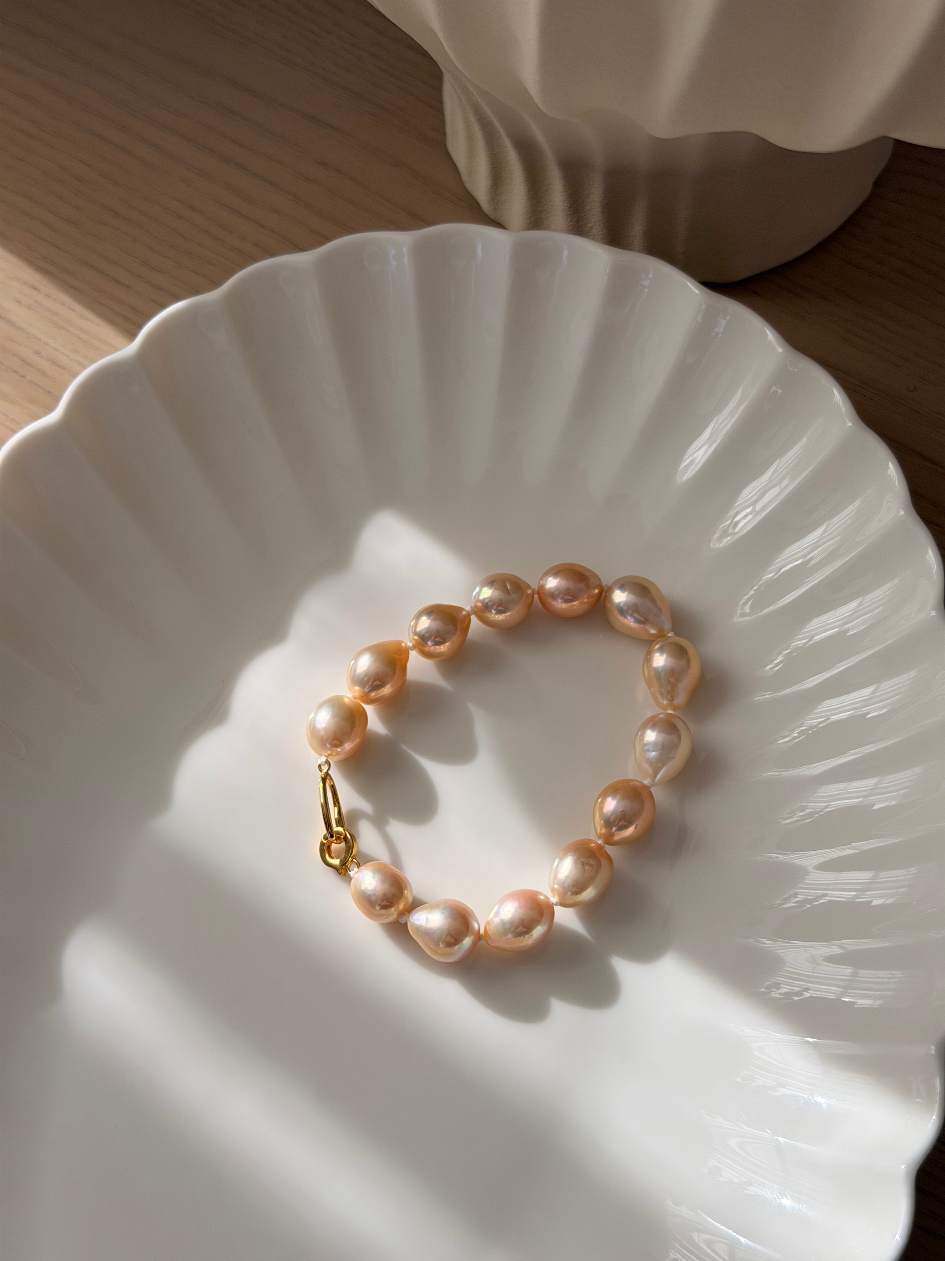 Aurora Forma Bracelet