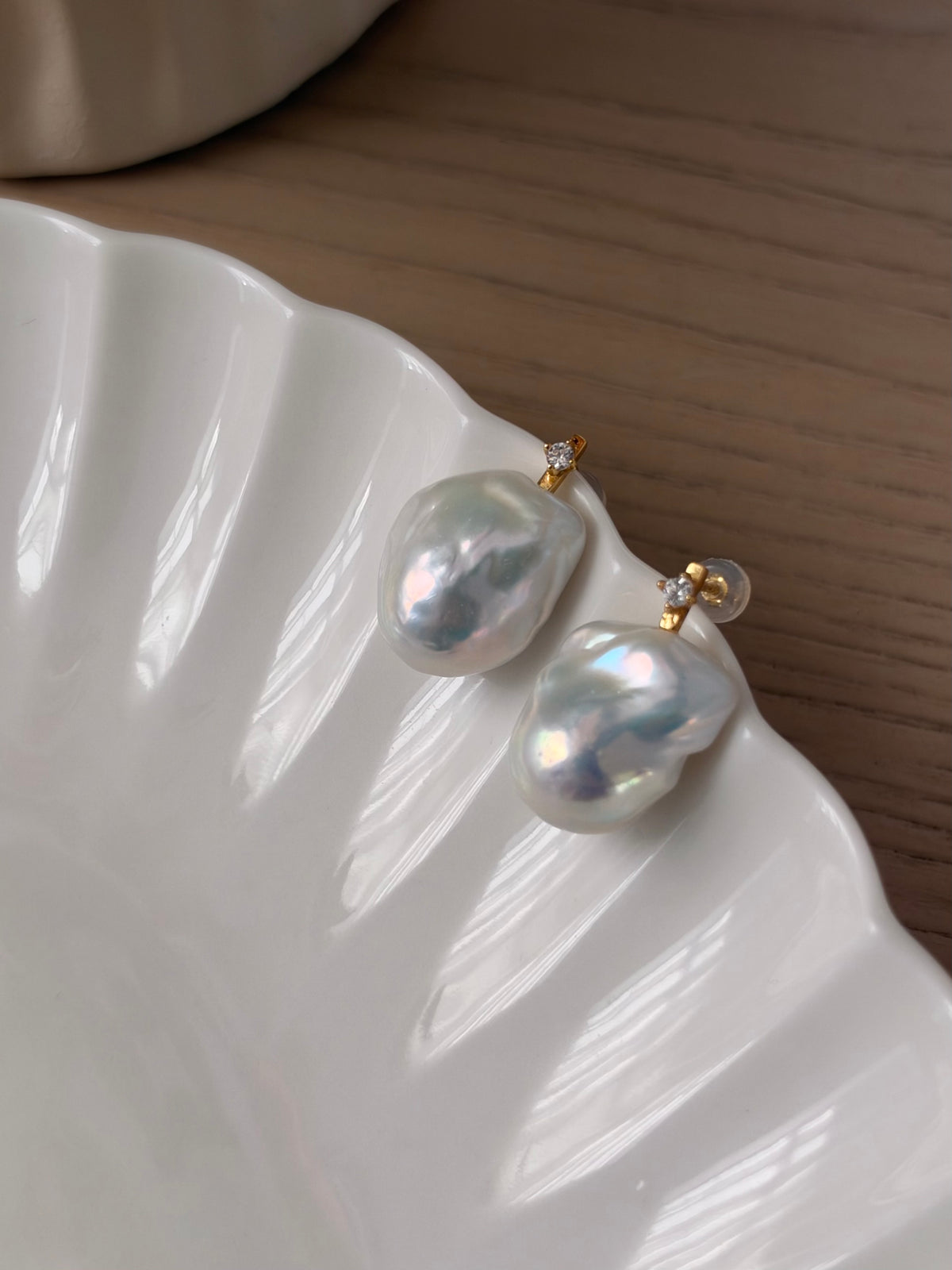 Quiet Form Stud Earrings