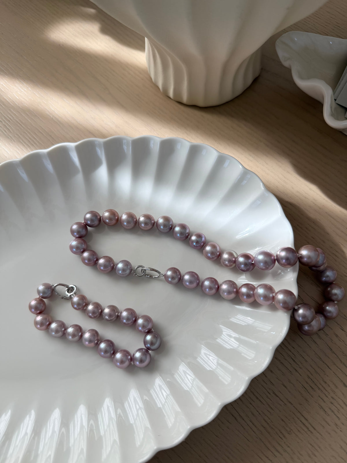 Lumi Necklace — Milky Lavender