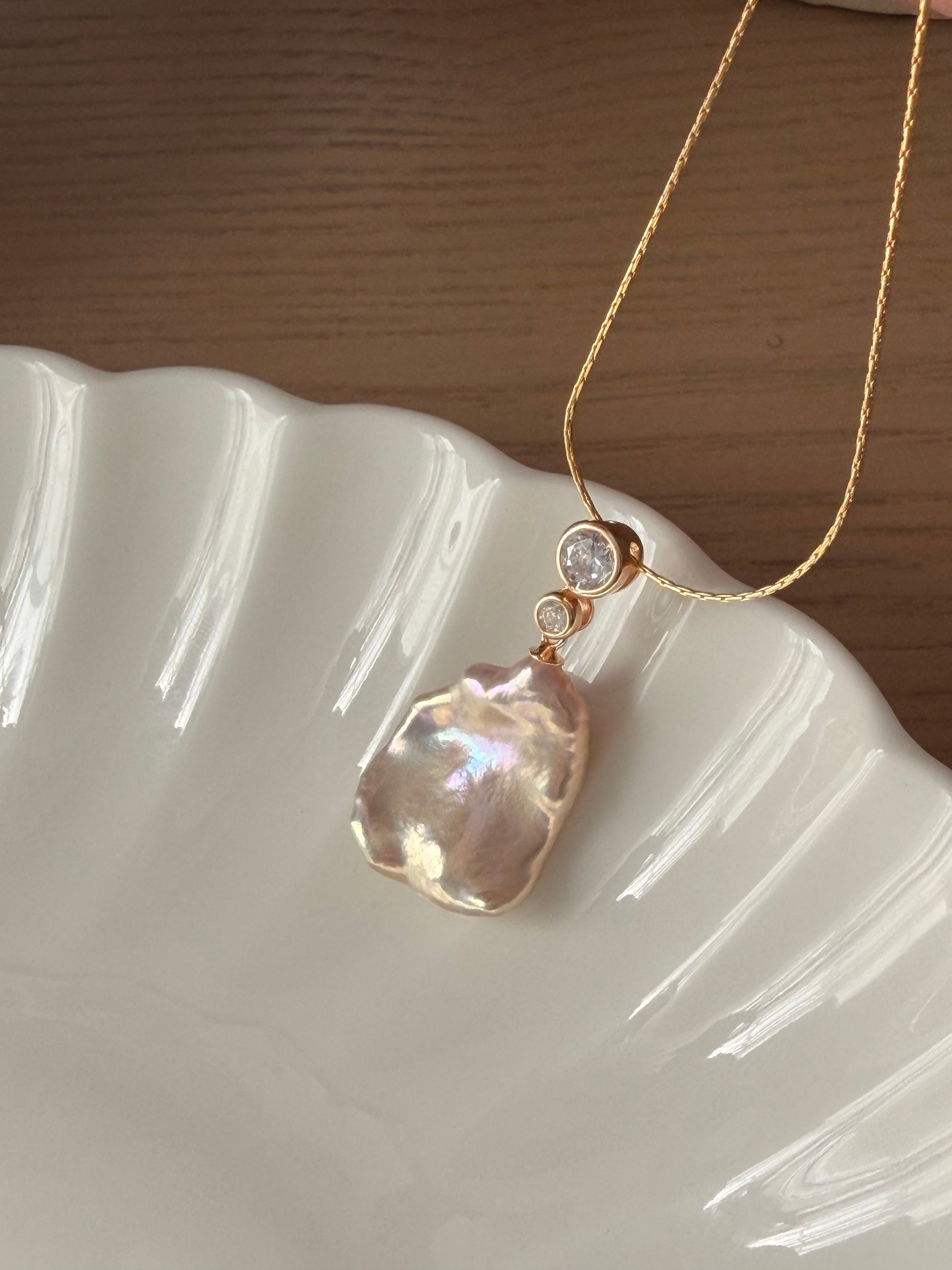 Aurora Petal Glow Necklace
