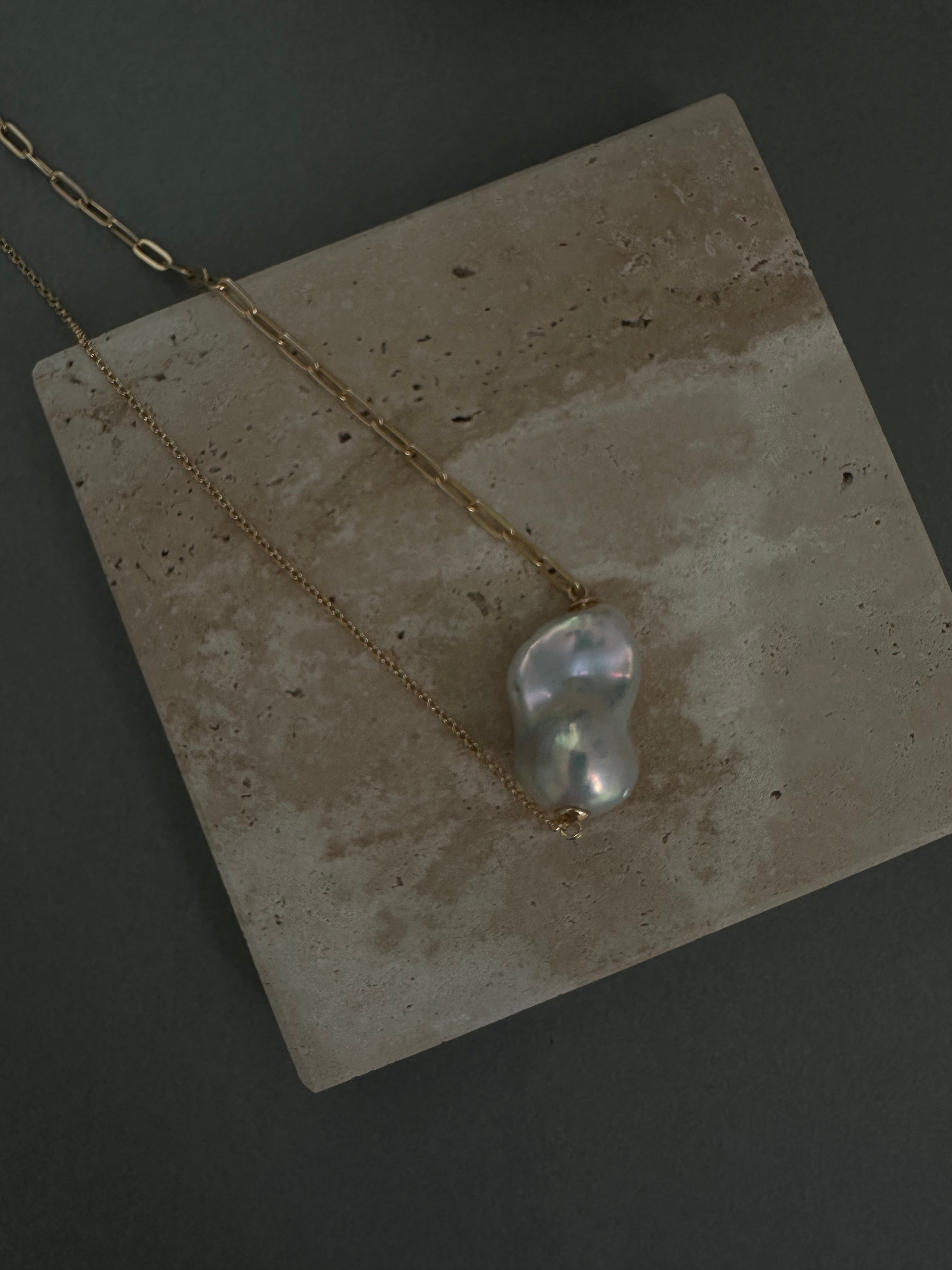 🌙 Aurora’s Promise Necklace