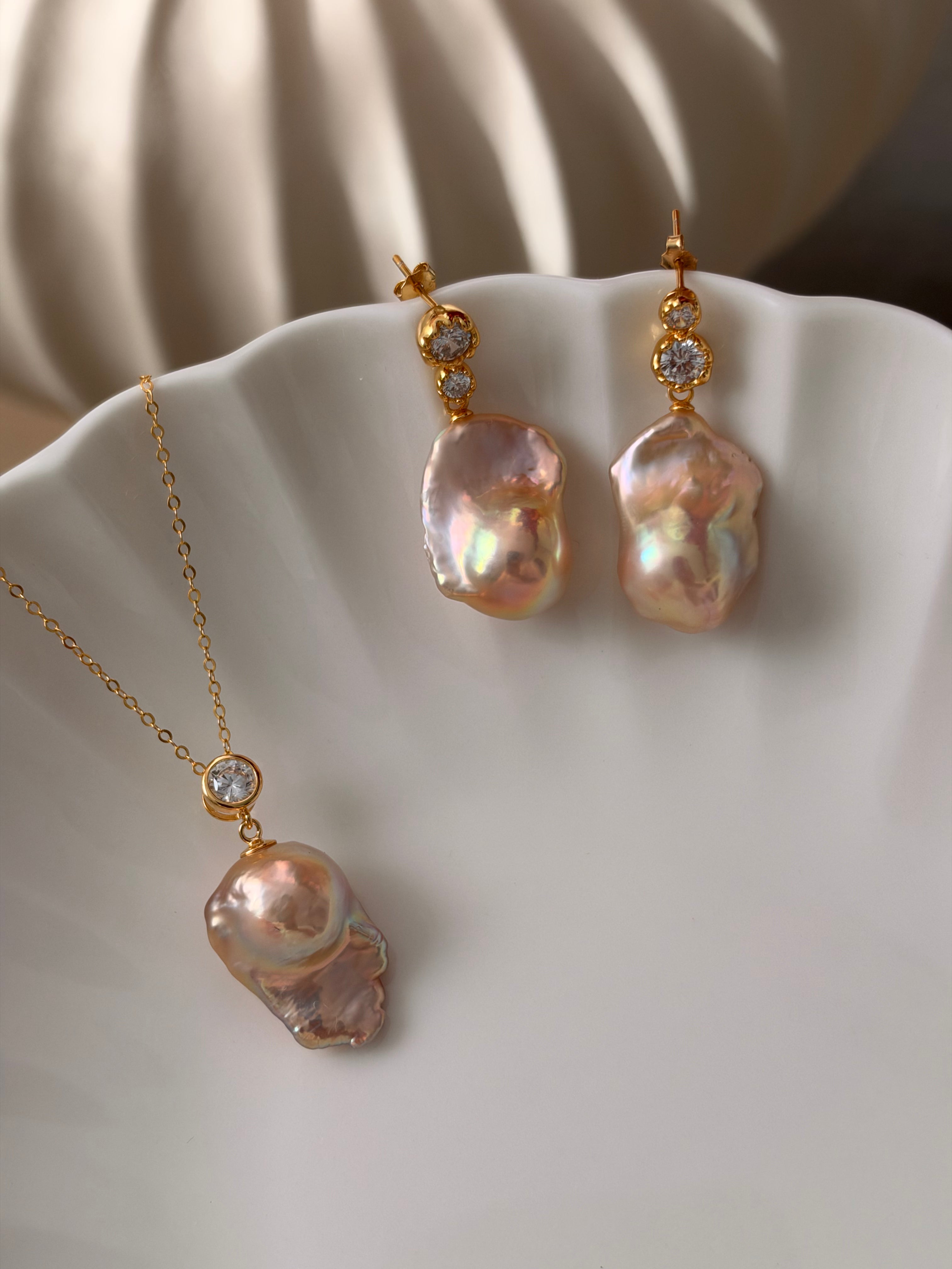 Poise Earrings