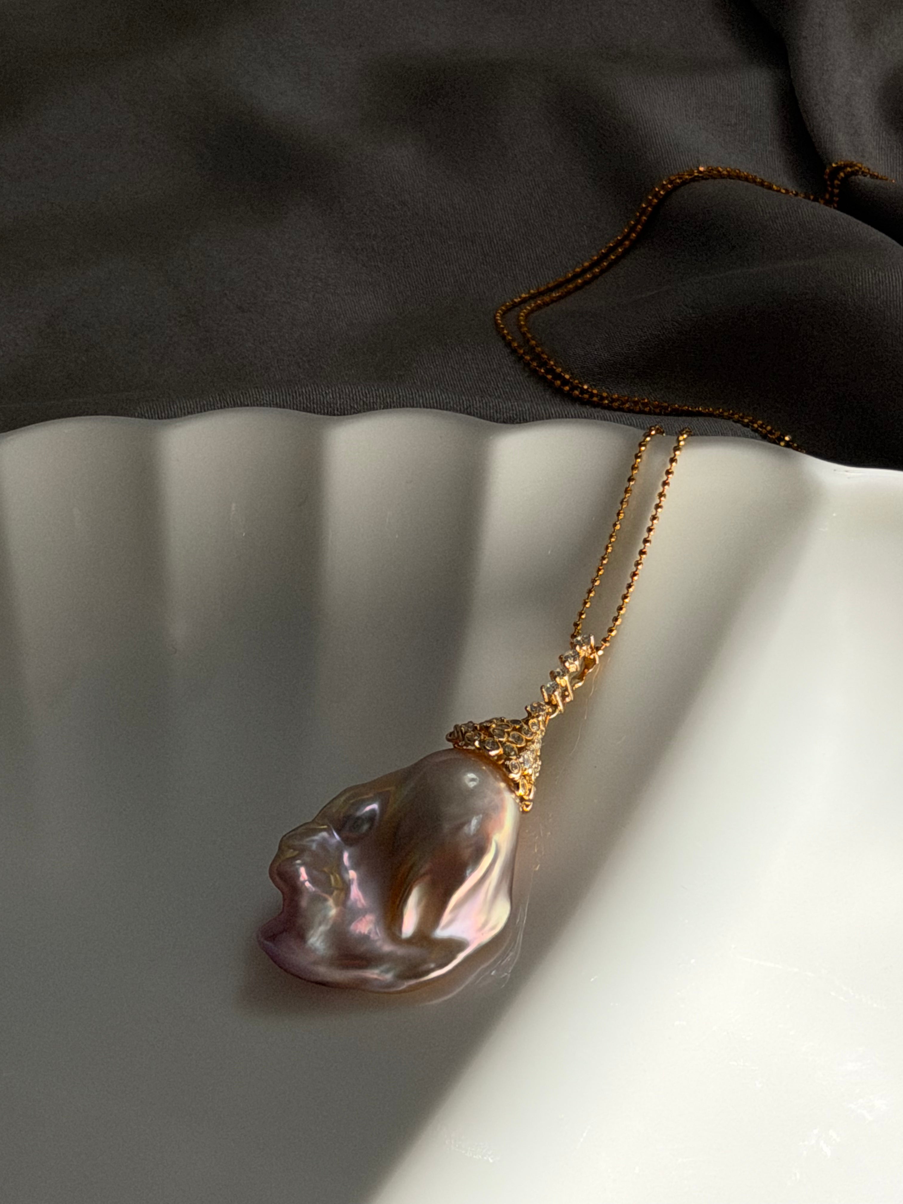 Aurora Trace — Rose Tone