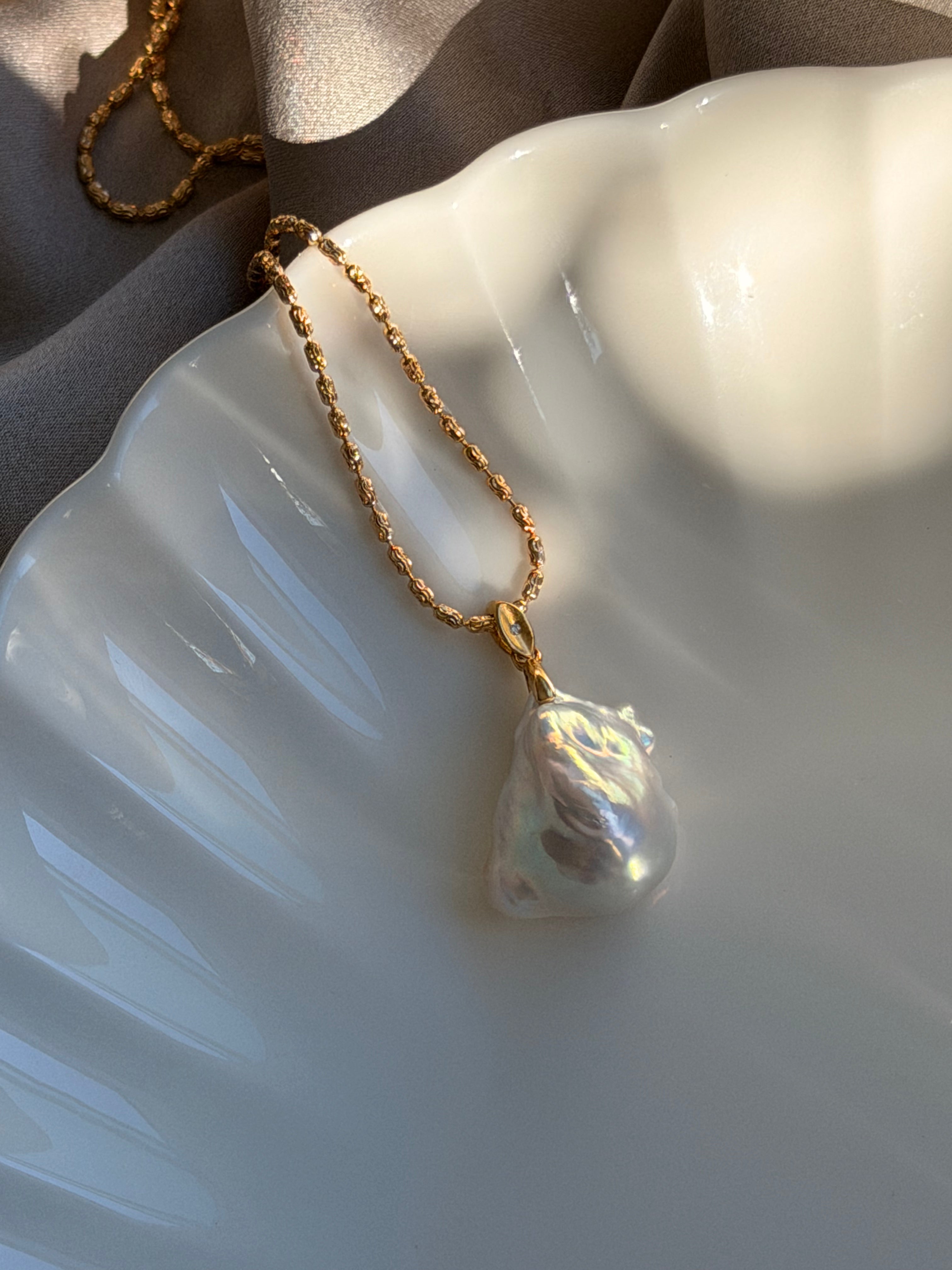 Aurora Opaline Necklace