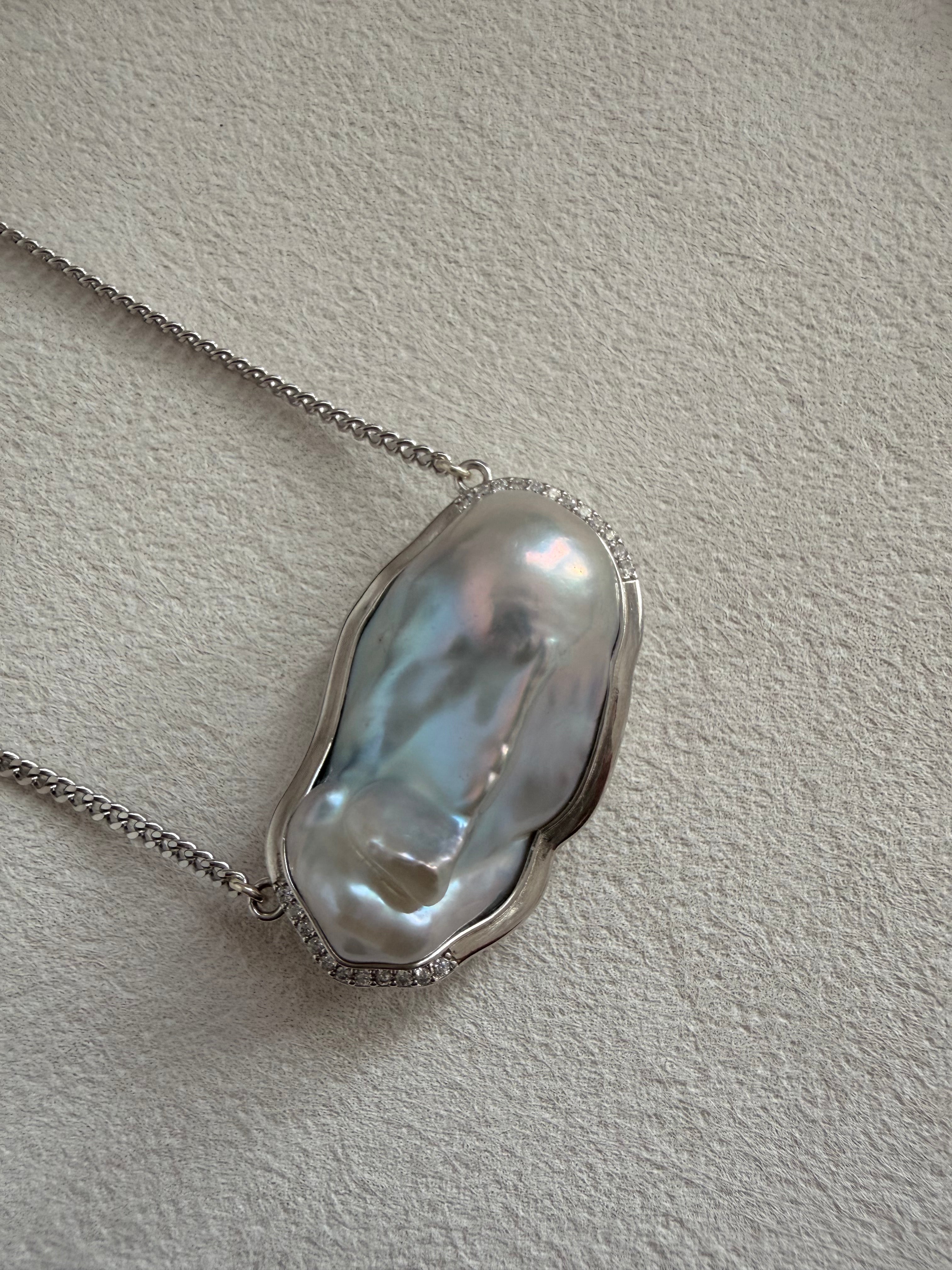 Sculpted Light– Collector’s Edition