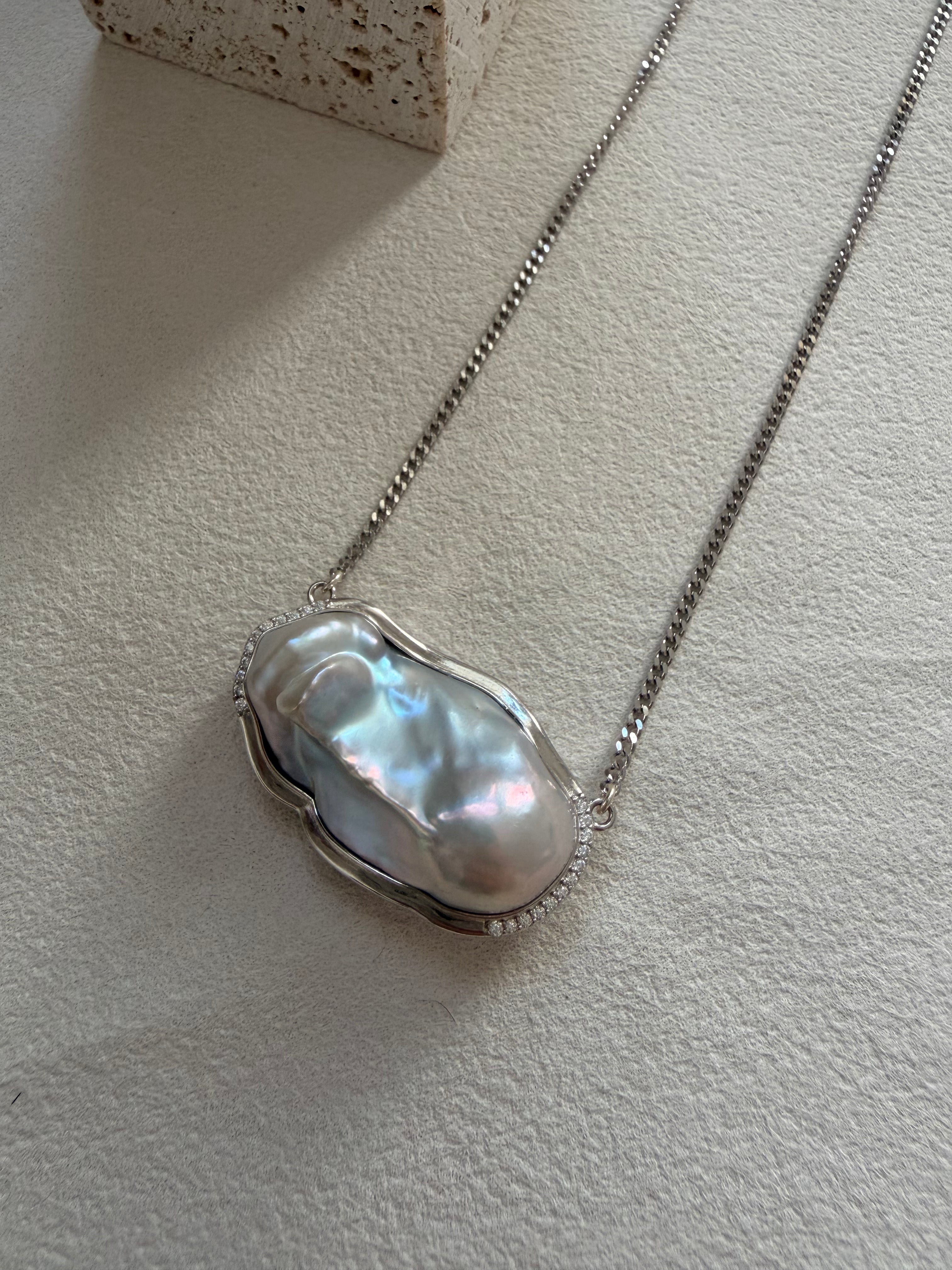 Sculpted Light– Collector’s Edition