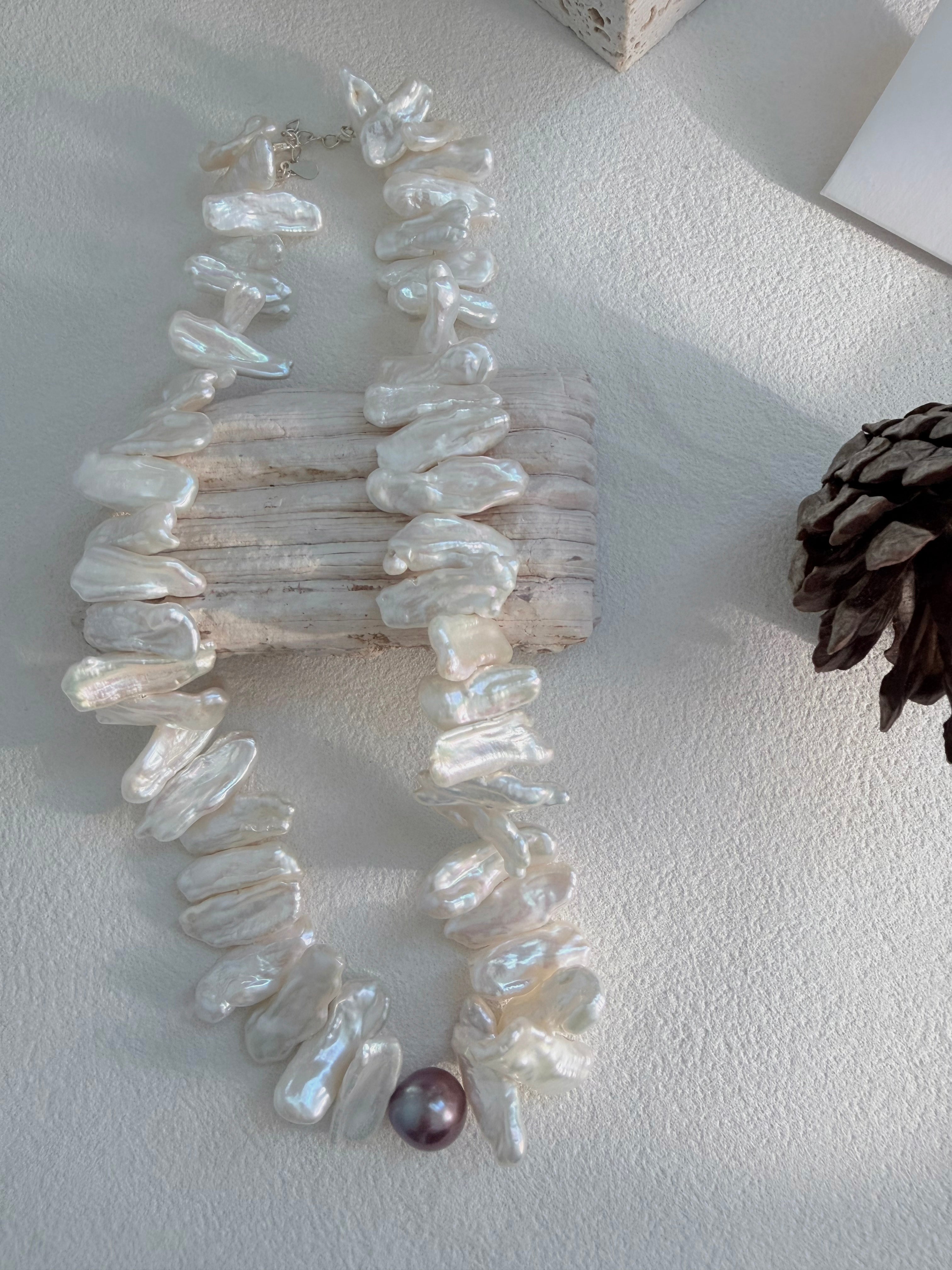 Ethereal Tide Baroque Necklace