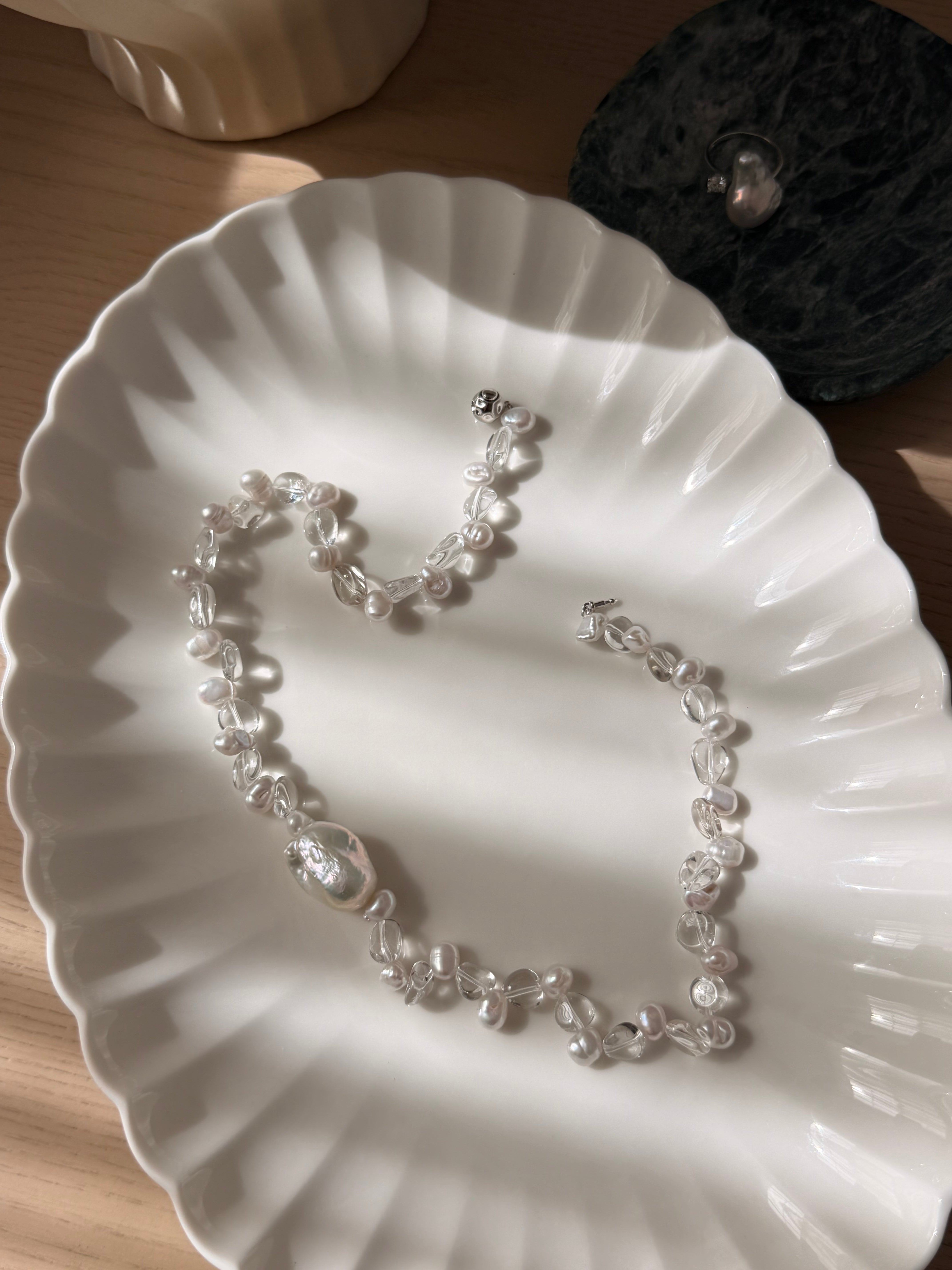 Aurora Lune Necklace