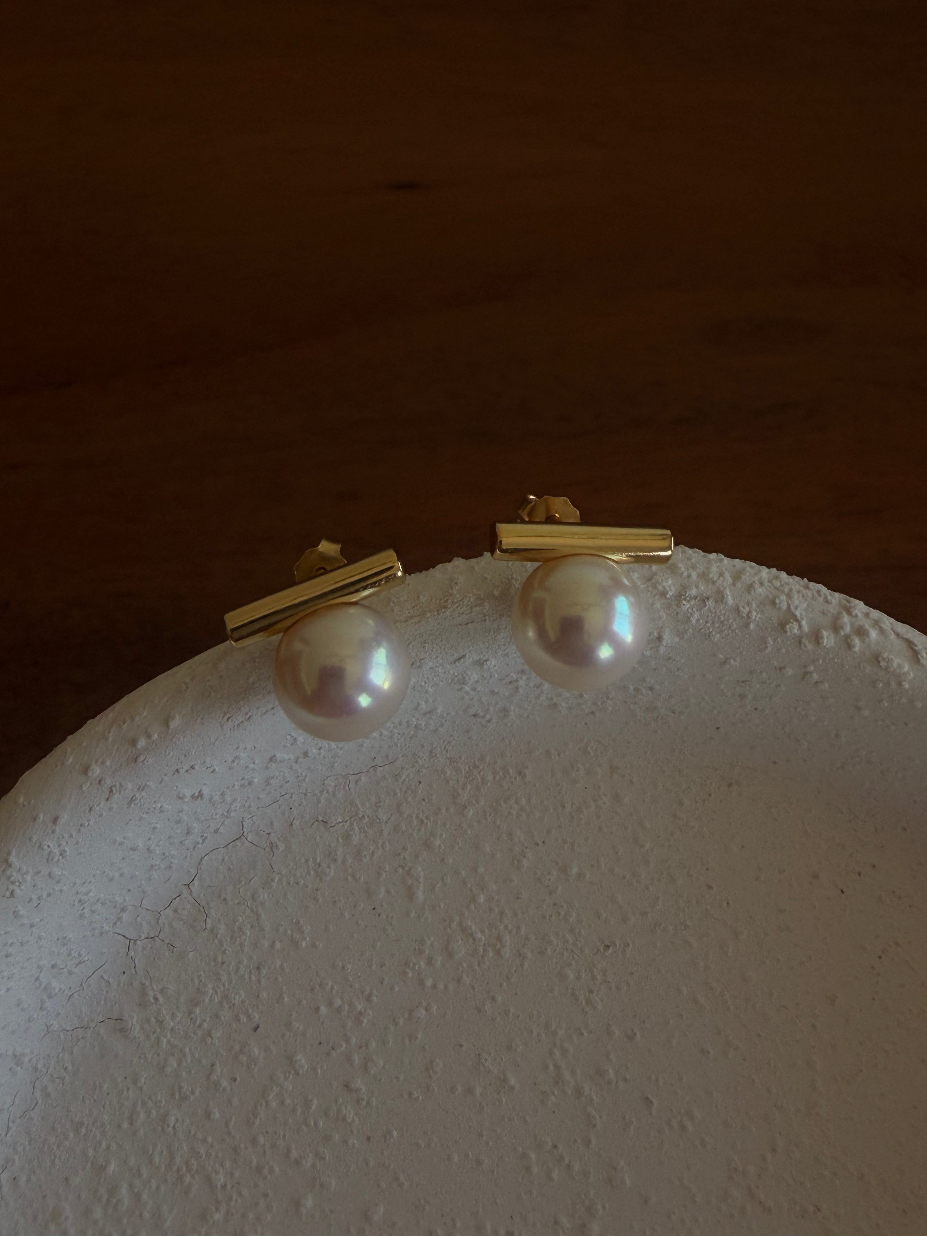 Aurora Sol Studs
