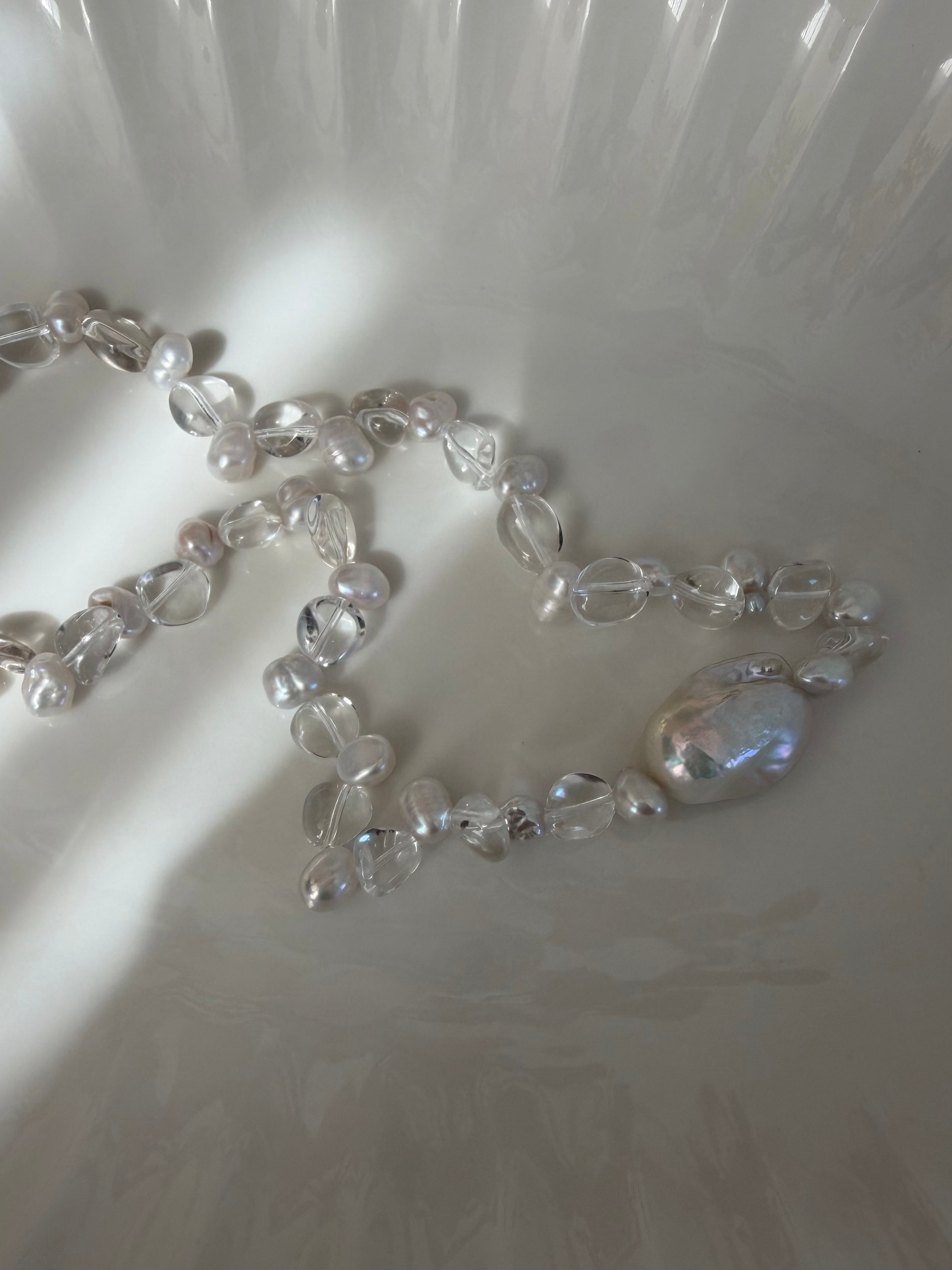 Aurora Lune Necklace
