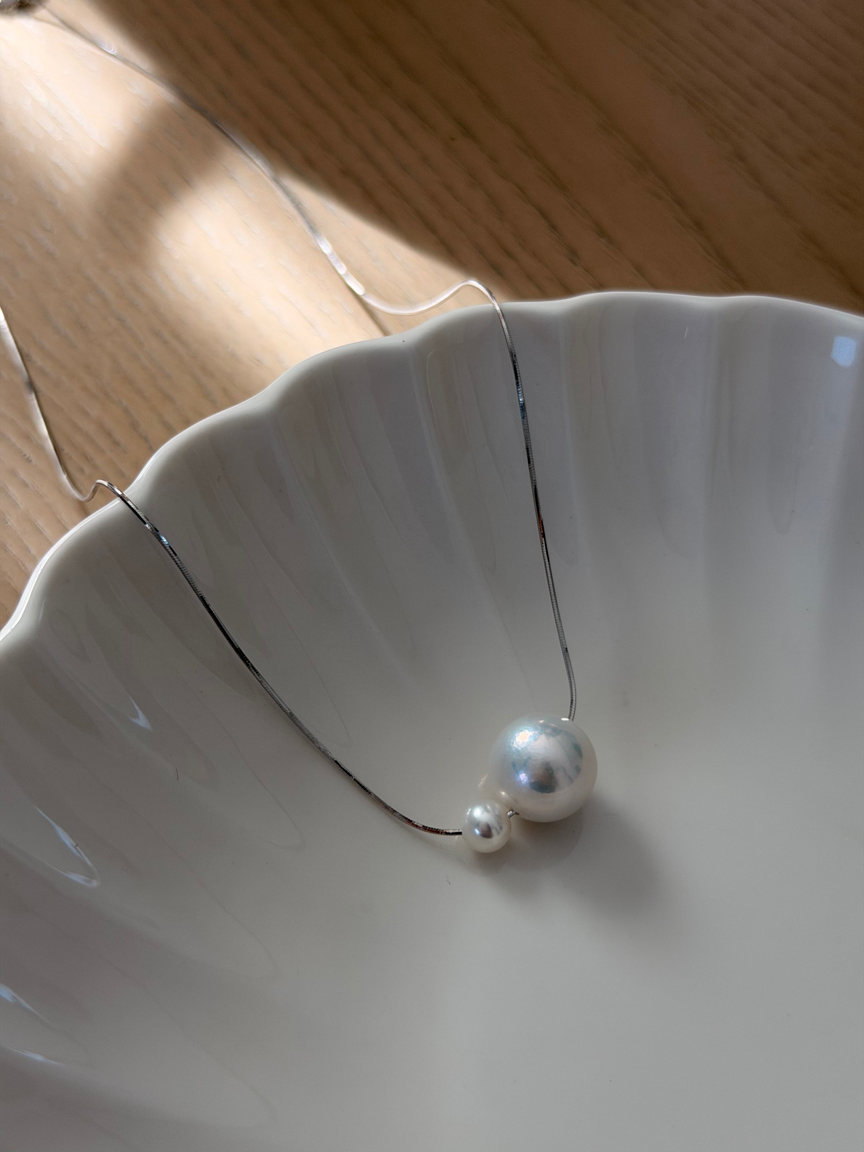 Aurora Écho Necklace