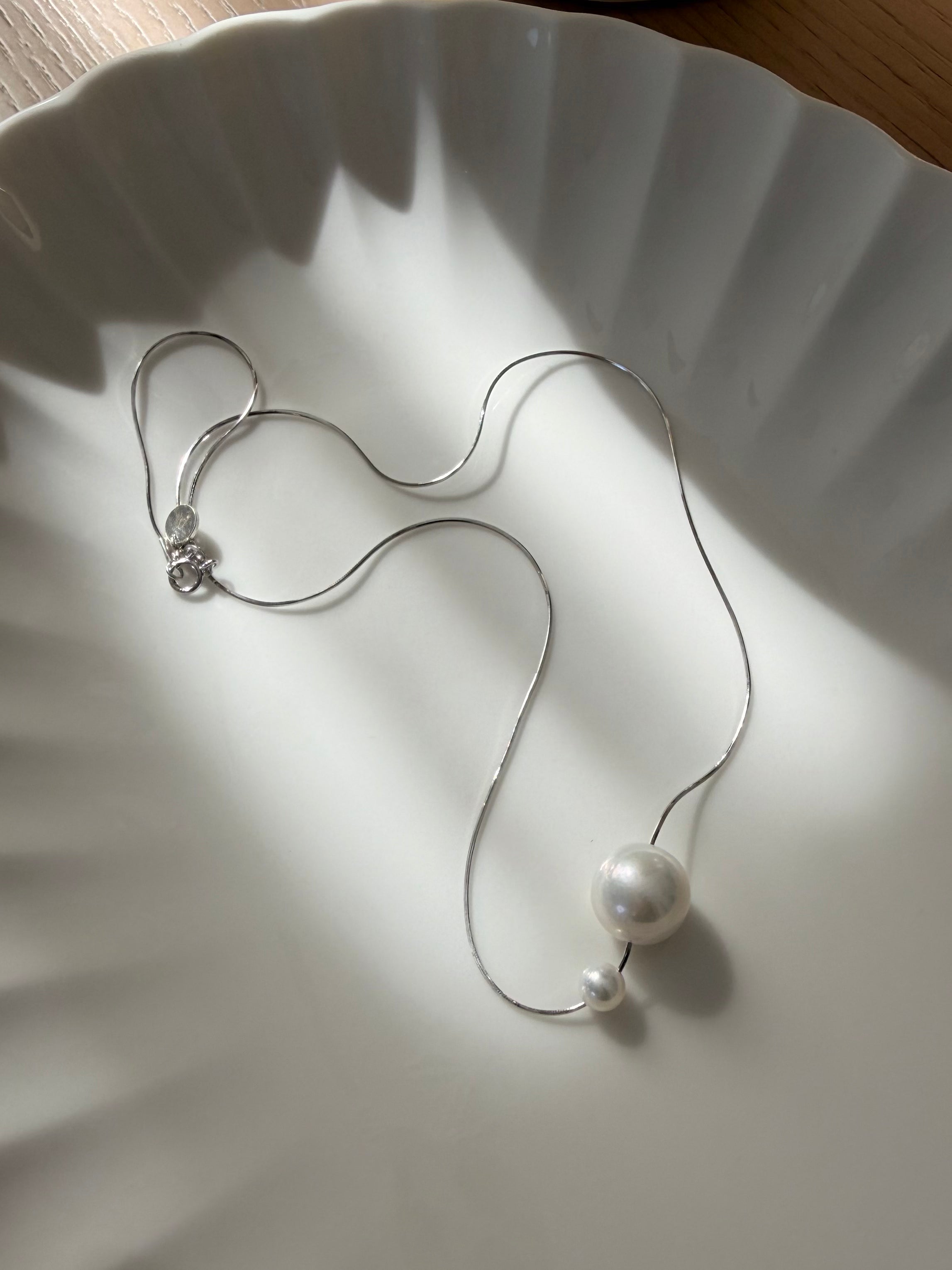 Aurora Écho Necklace