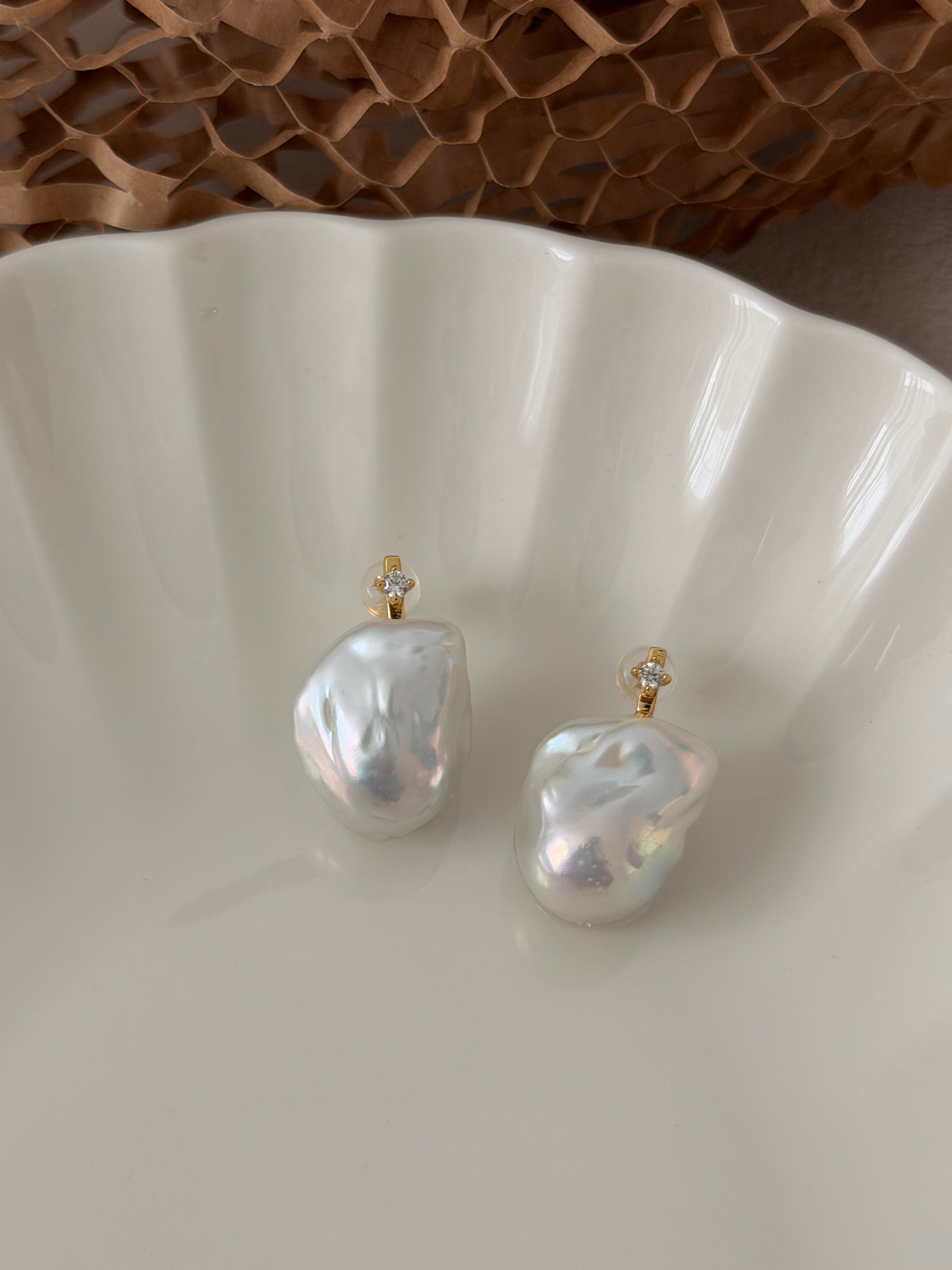 Quiet Form Stud Earrings