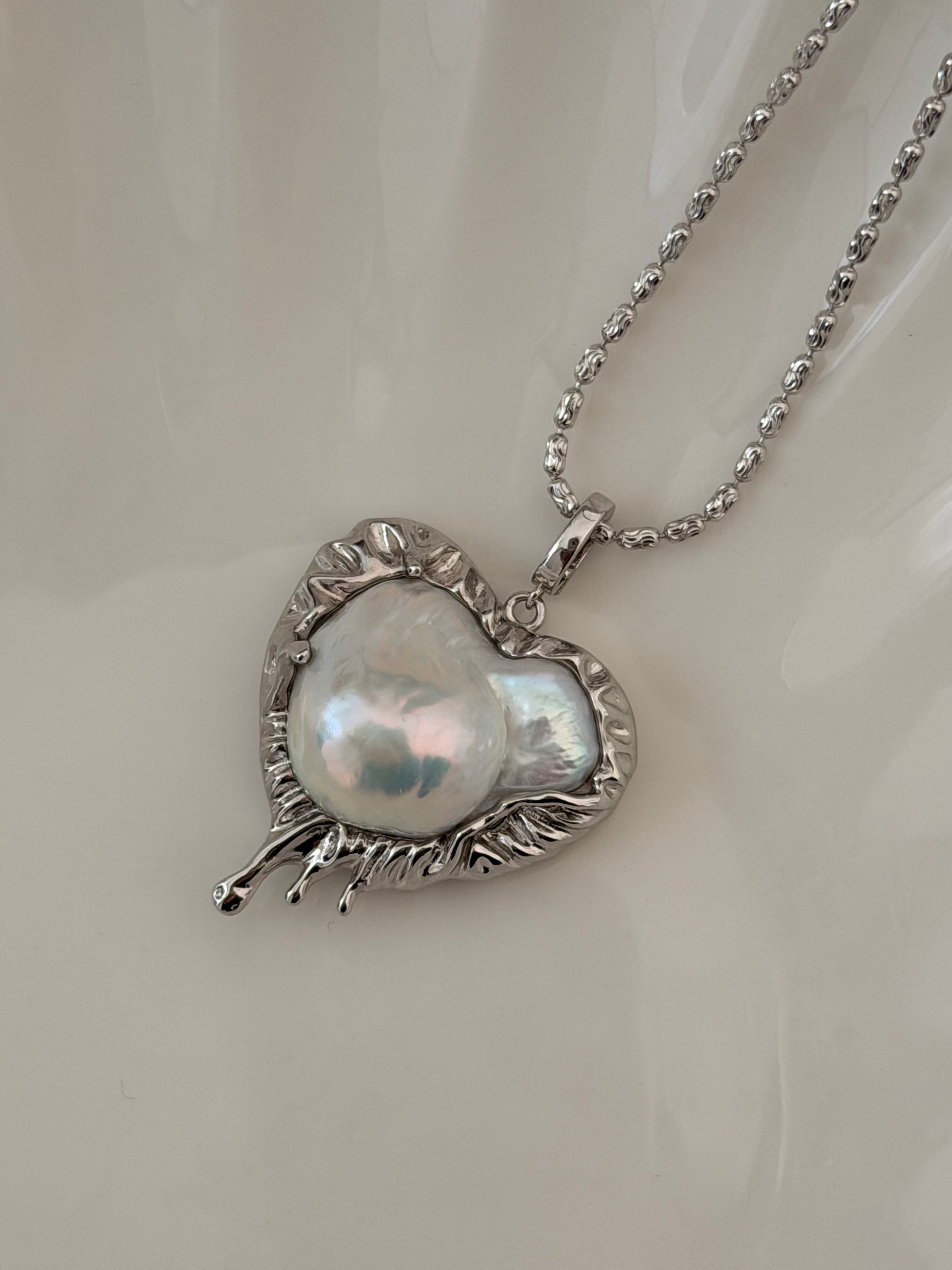 Soft Heart Baroque Necklace