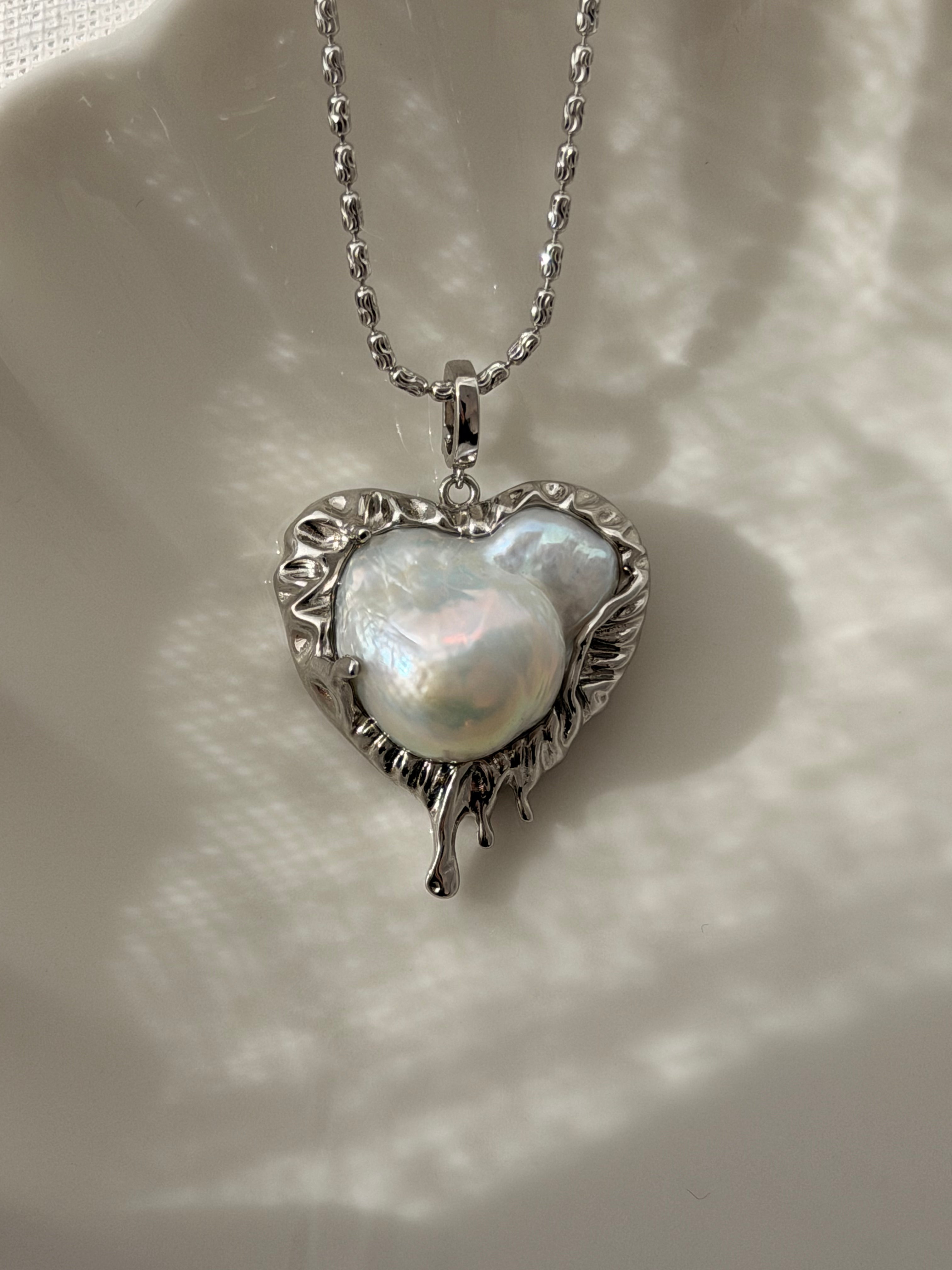 Soft Heart Baroque Necklace