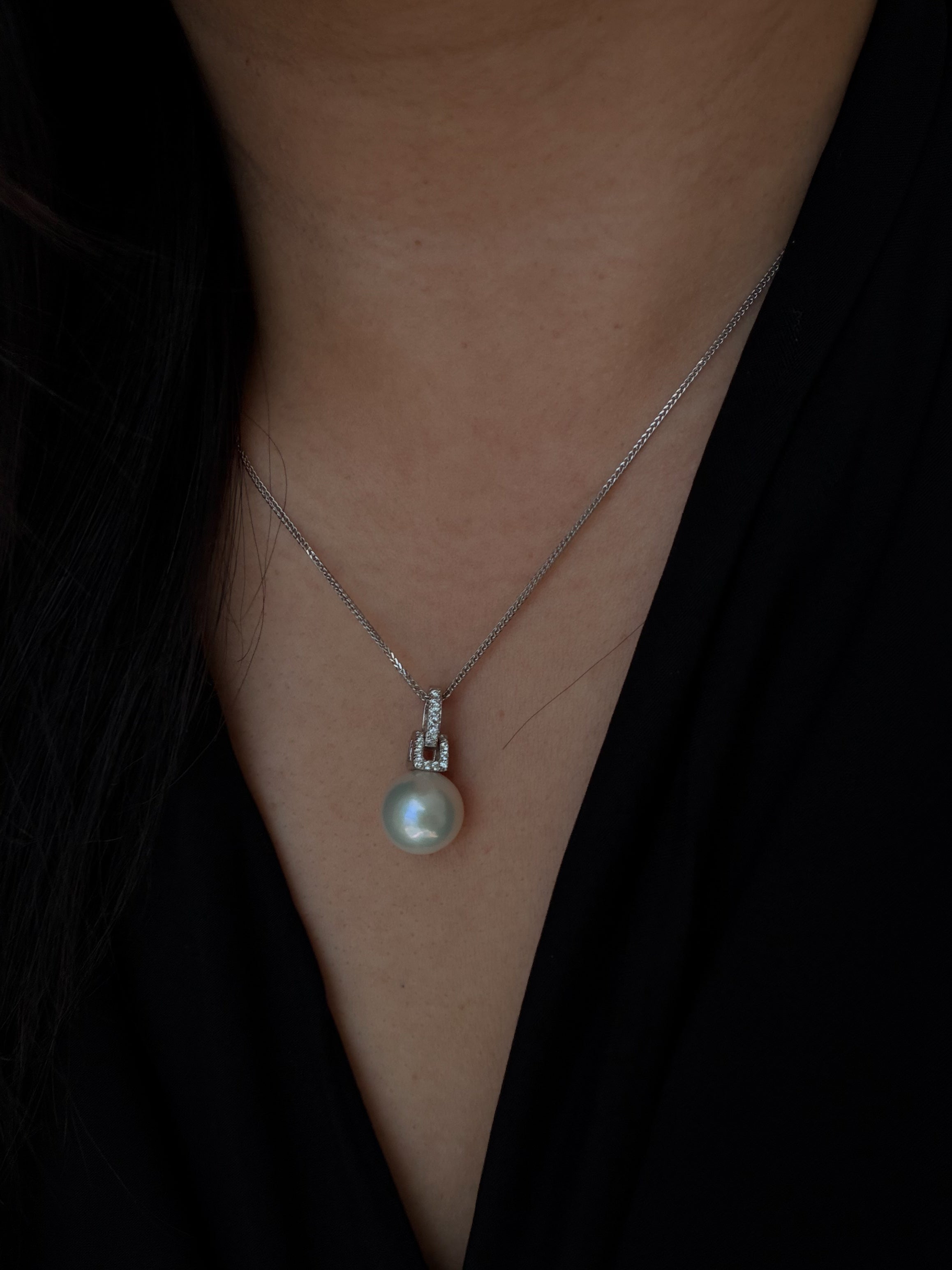 Lumen Clasp Necklace